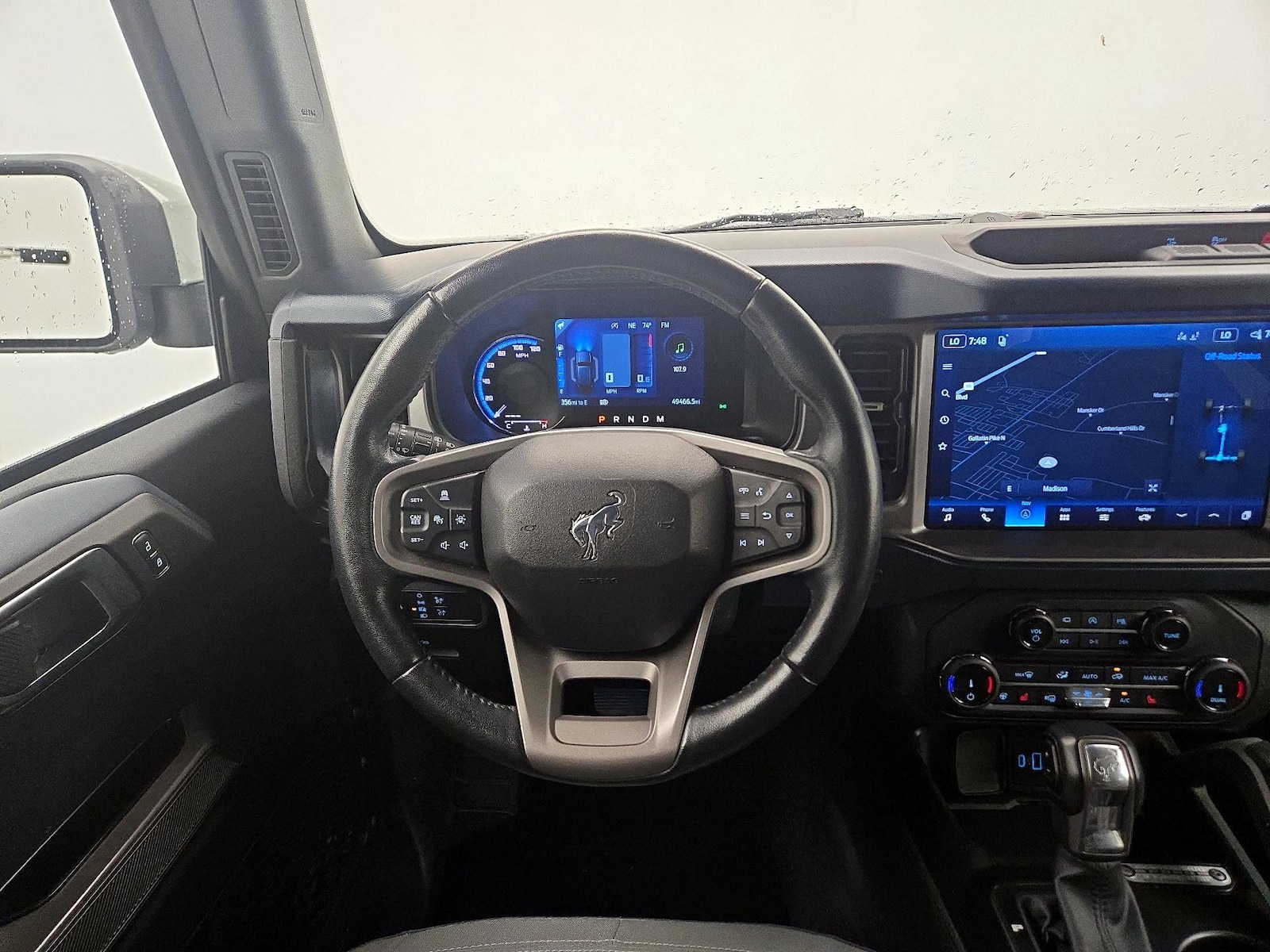 2022 Ford Bronco 4-Door Outer Banks - Photo 11