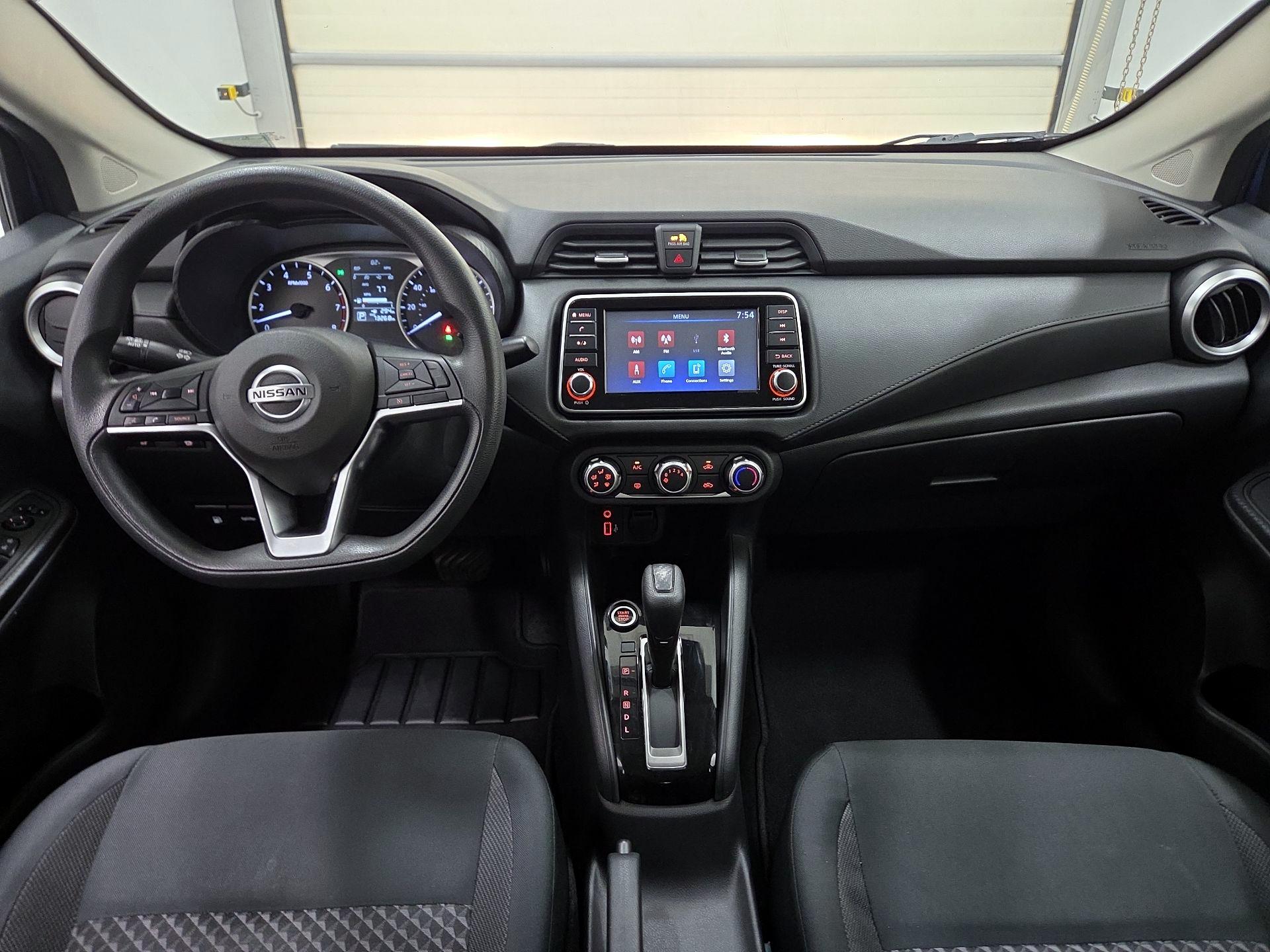 Thumbnail: 2020 Nissan Versa - 9