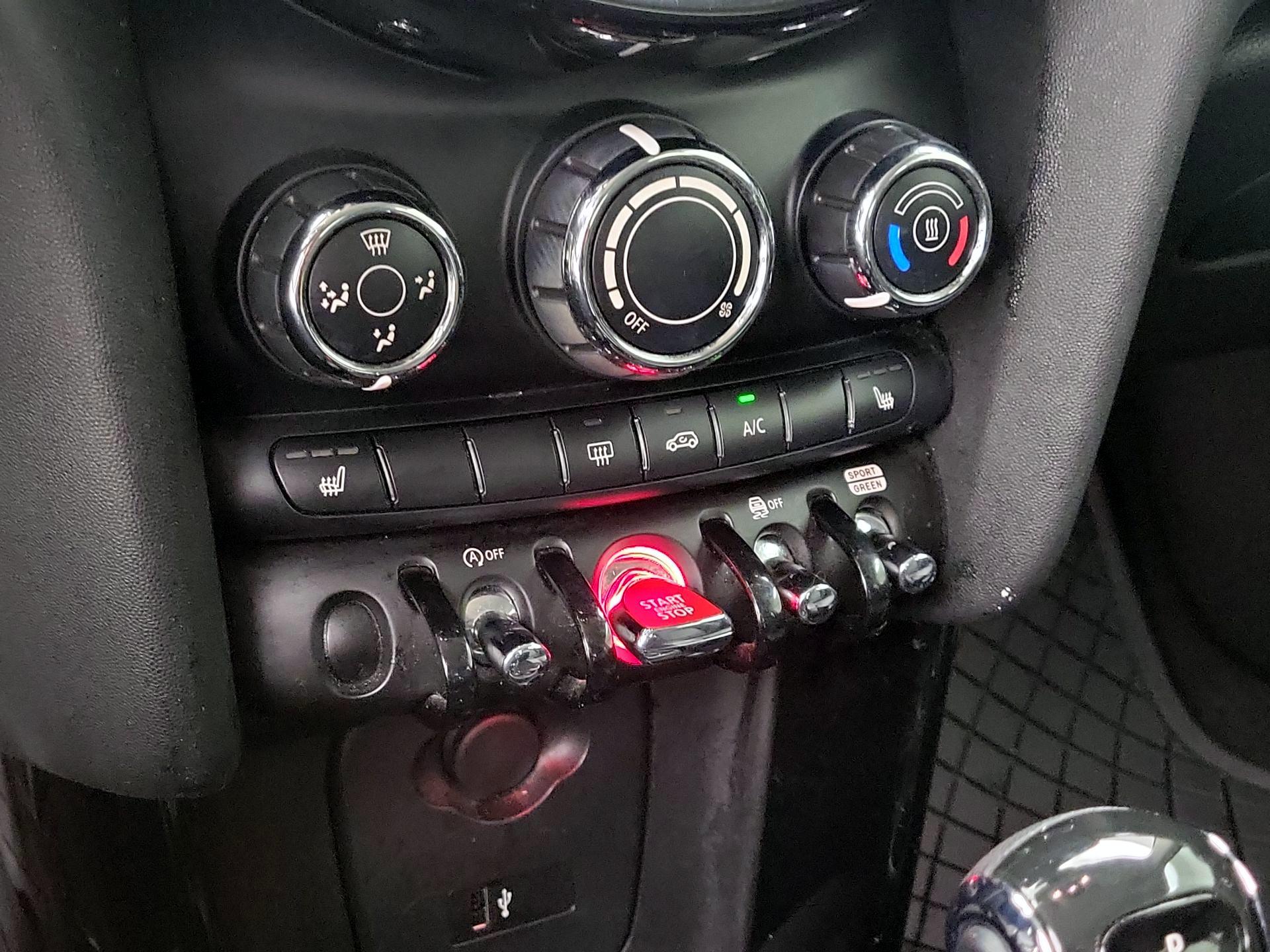 Thumbnail: 2022 MINI Cooper Hardtop - 16