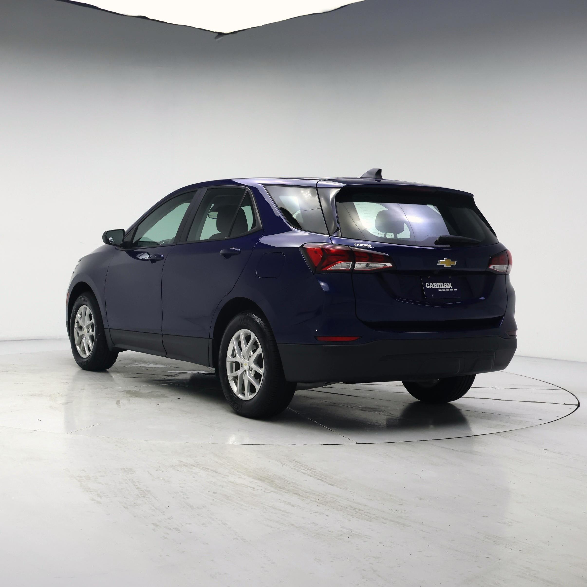 Thumbnail: 2022 Chevrolet Equinox - 2
