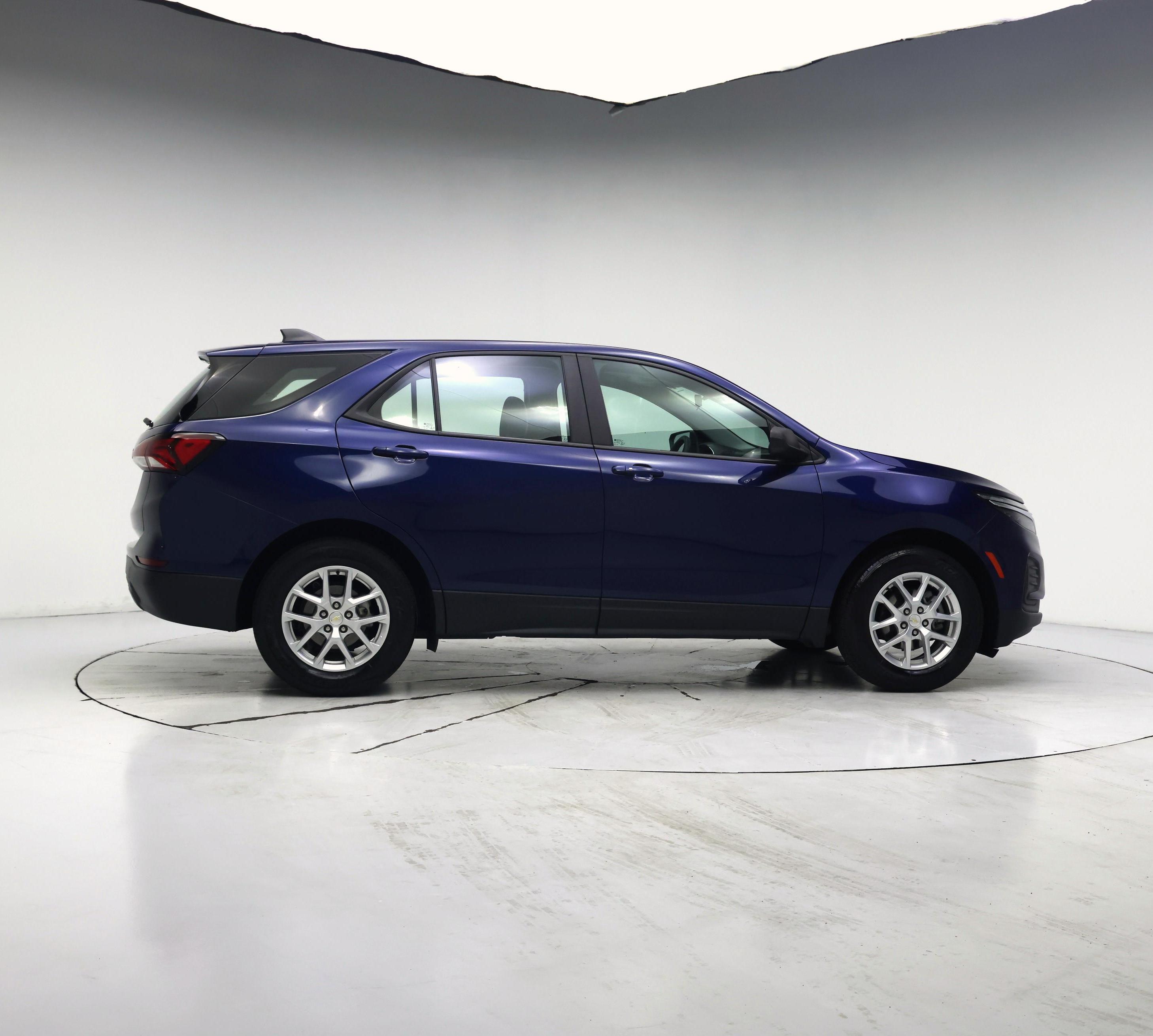 Thumbnail: 2022 Chevrolet Equinox - 7
