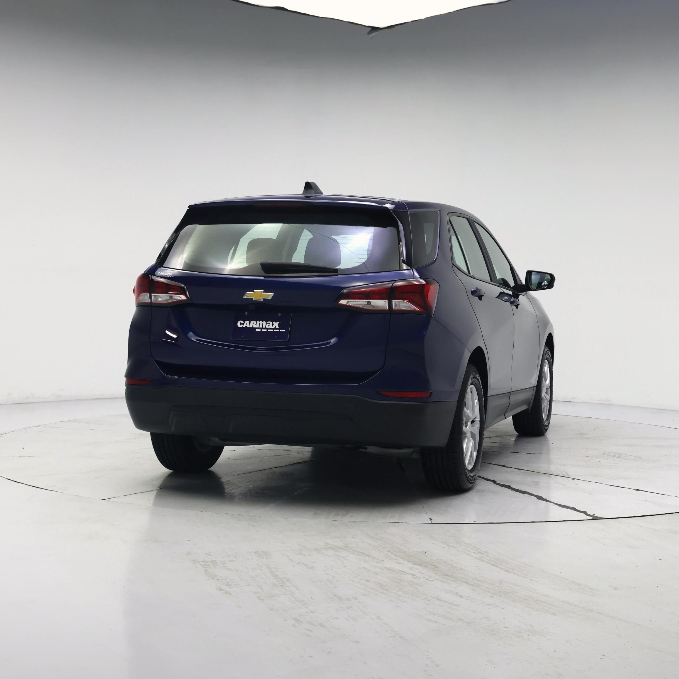Thumbnail: 2022 Chevrolet Equinox - 8
