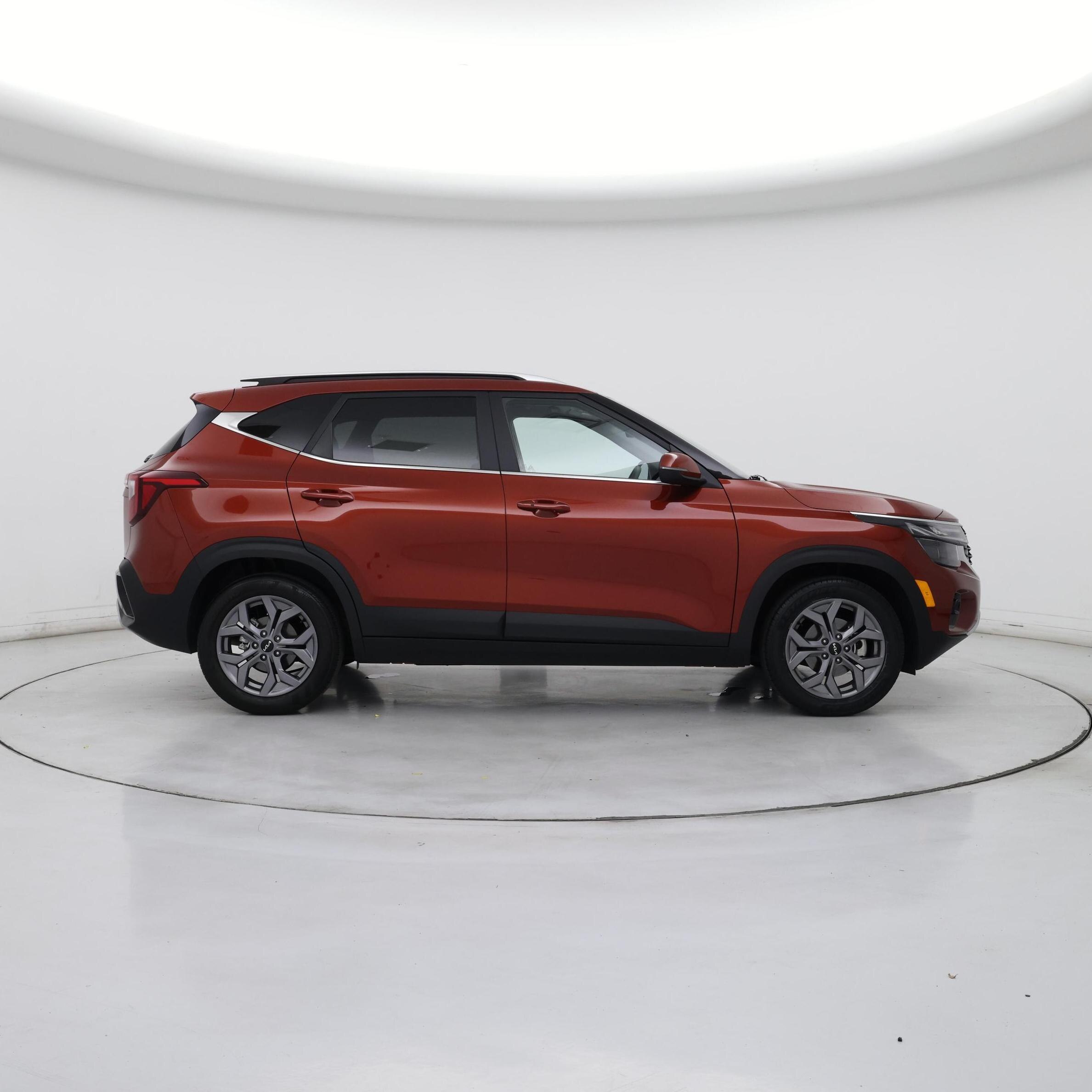Thumbnail: 2024 Kia Seltos - 7