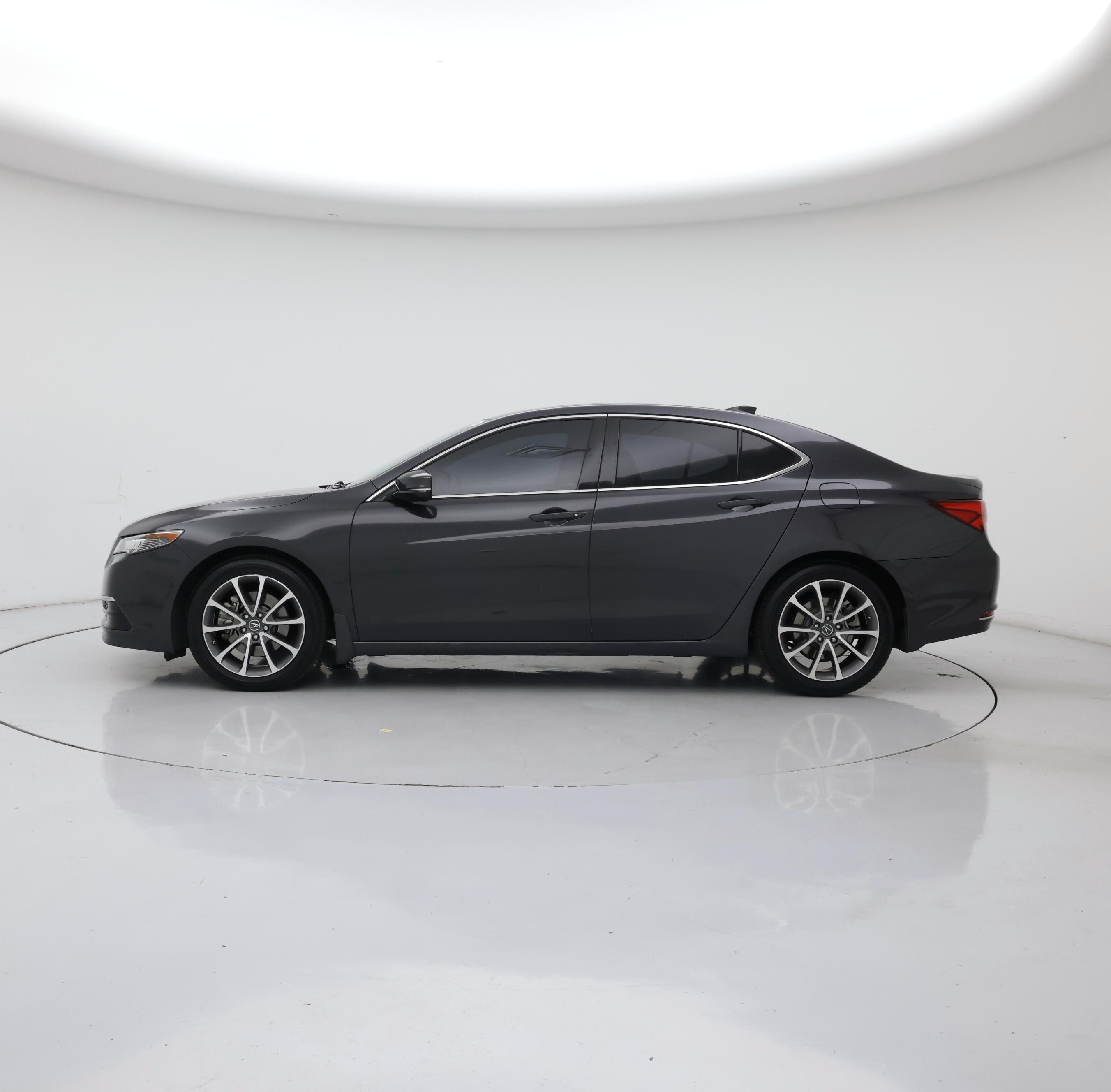 Thumbnail: 2015 Acura TLX - 3