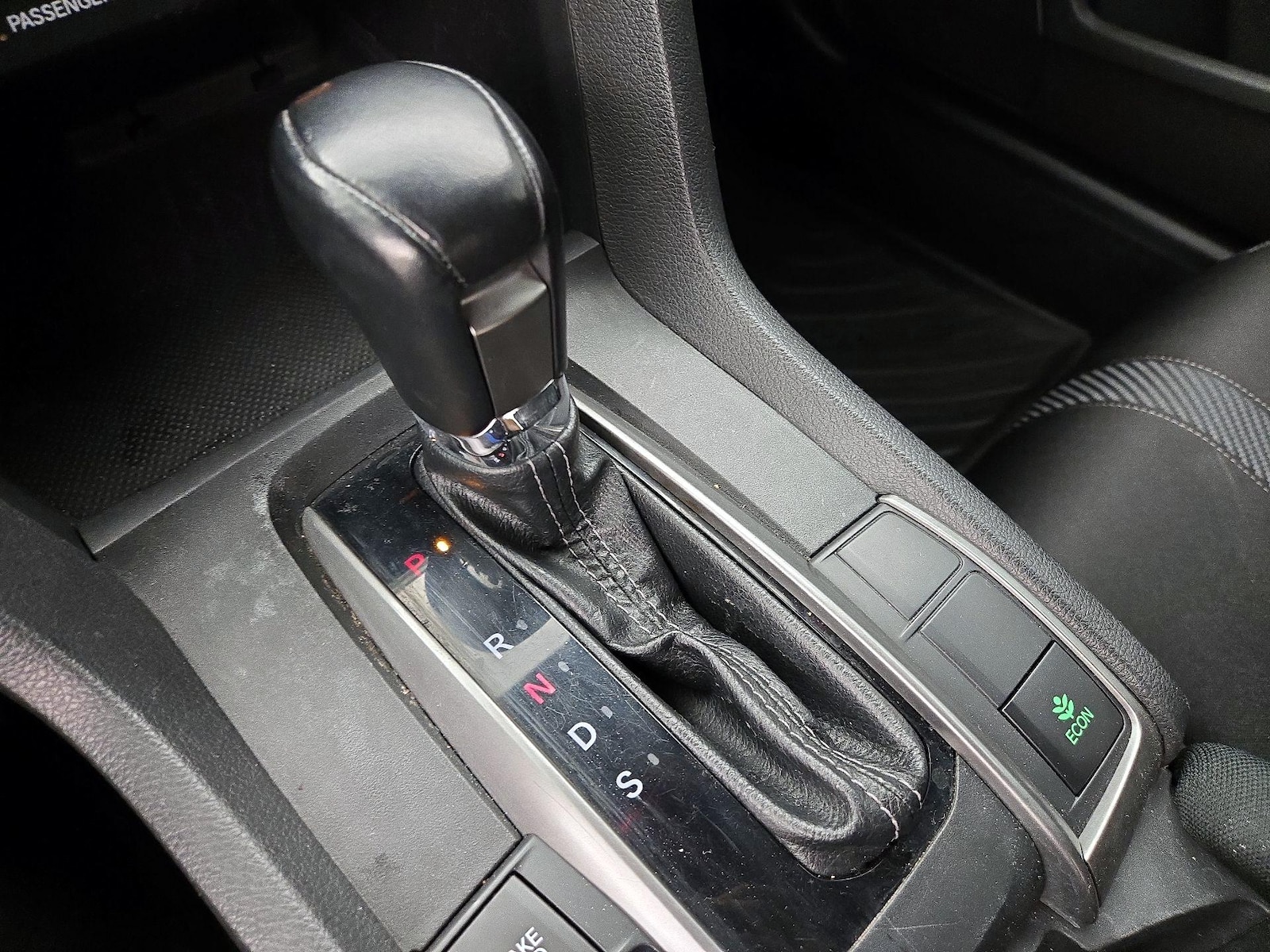 2019 Honda Civic Hatchback Sport - Photo 18
