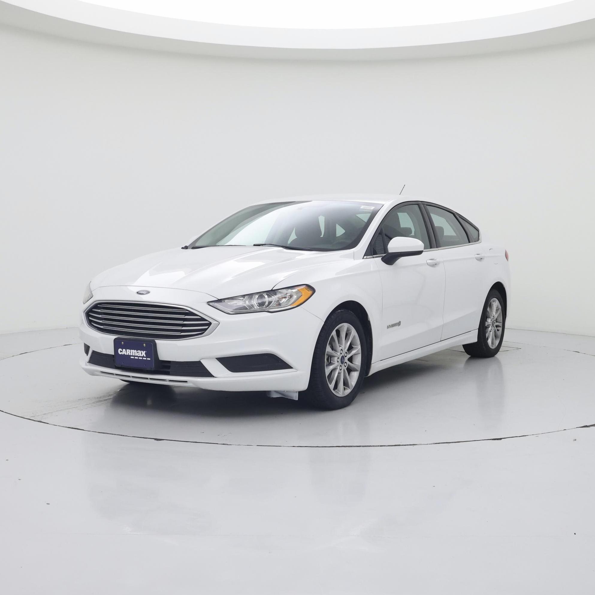 Thumbnail: 2017 Ford Fusion - 4
