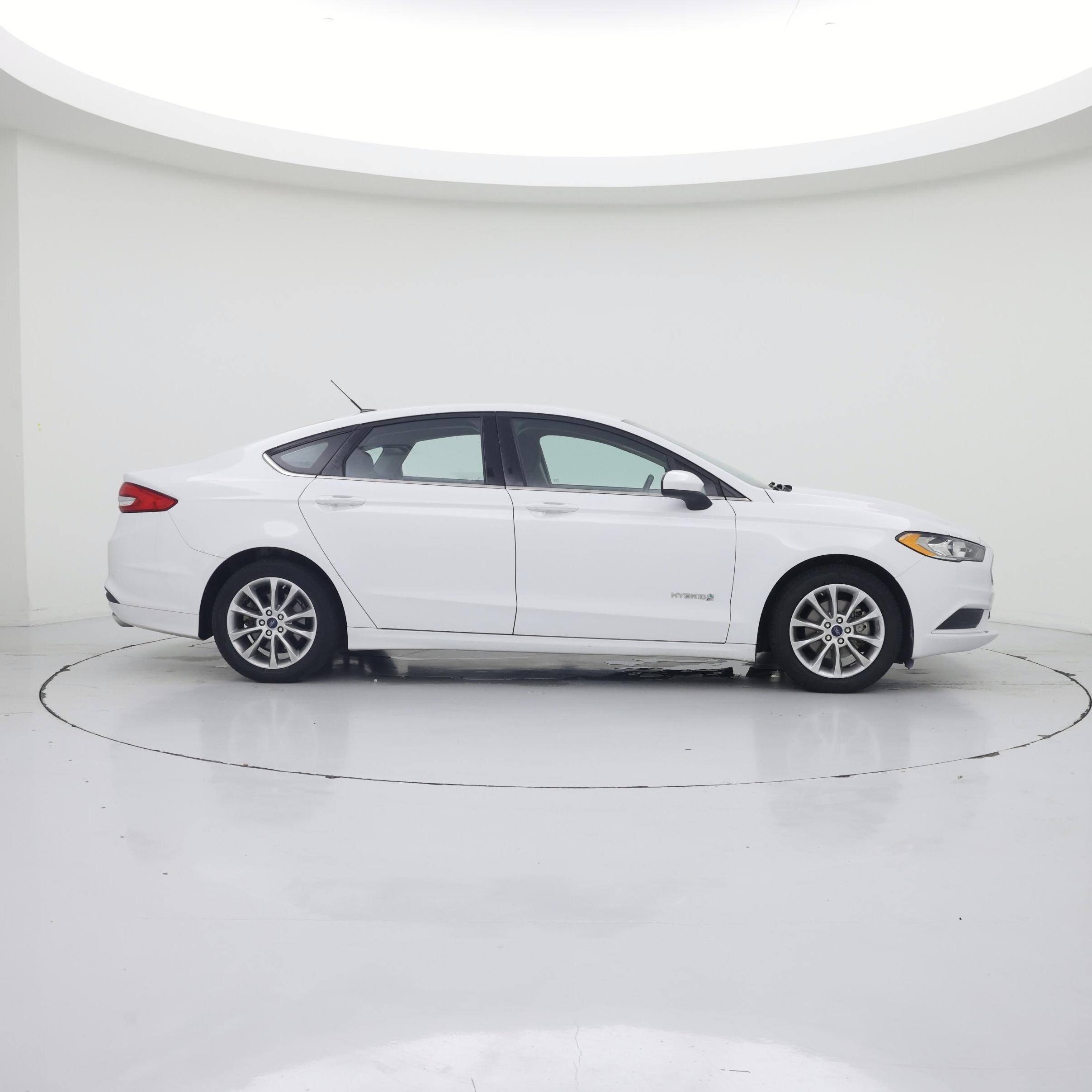 Thumbnail: 2017 Ford Fusion - 7