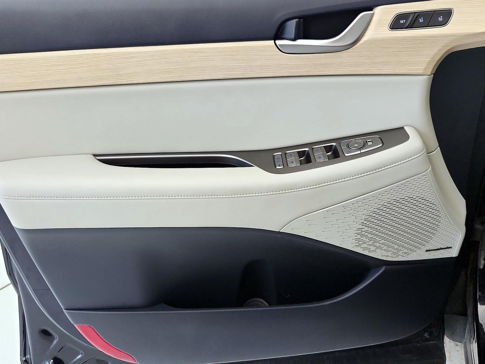 2023 Hyundai Palisade Limited - Photo 13