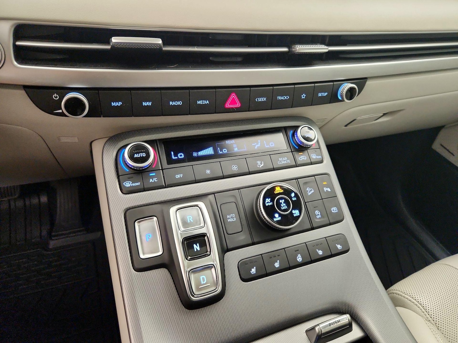 2023 Hyundai Palisade Limited - Photo 18
