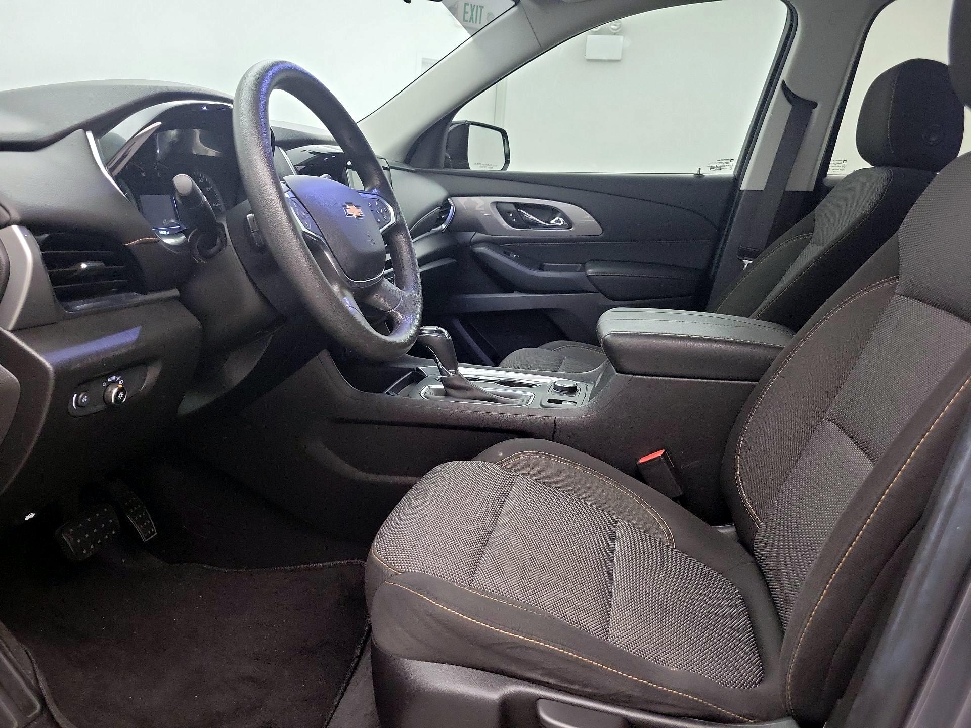 Thumbnail: 2019 Chevrolet Traverse - 11