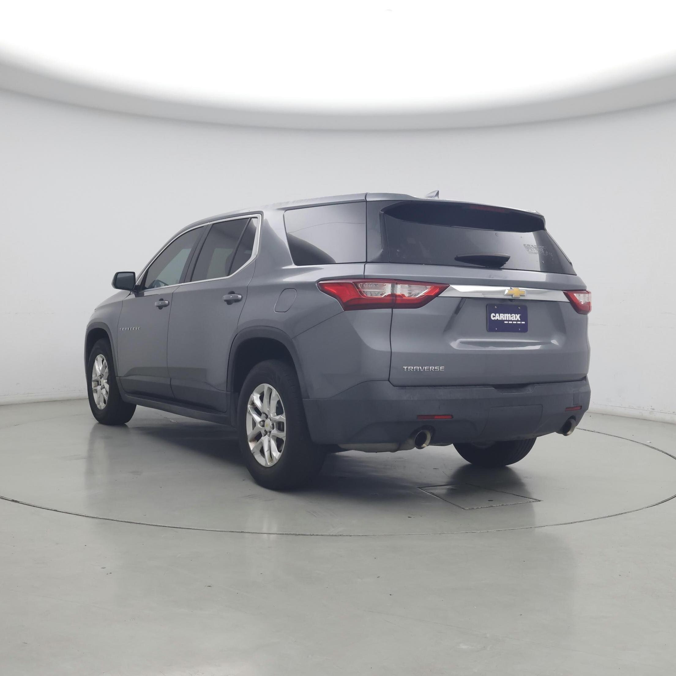 Thumbnail: 2019 Chevrolet Traverse - 2