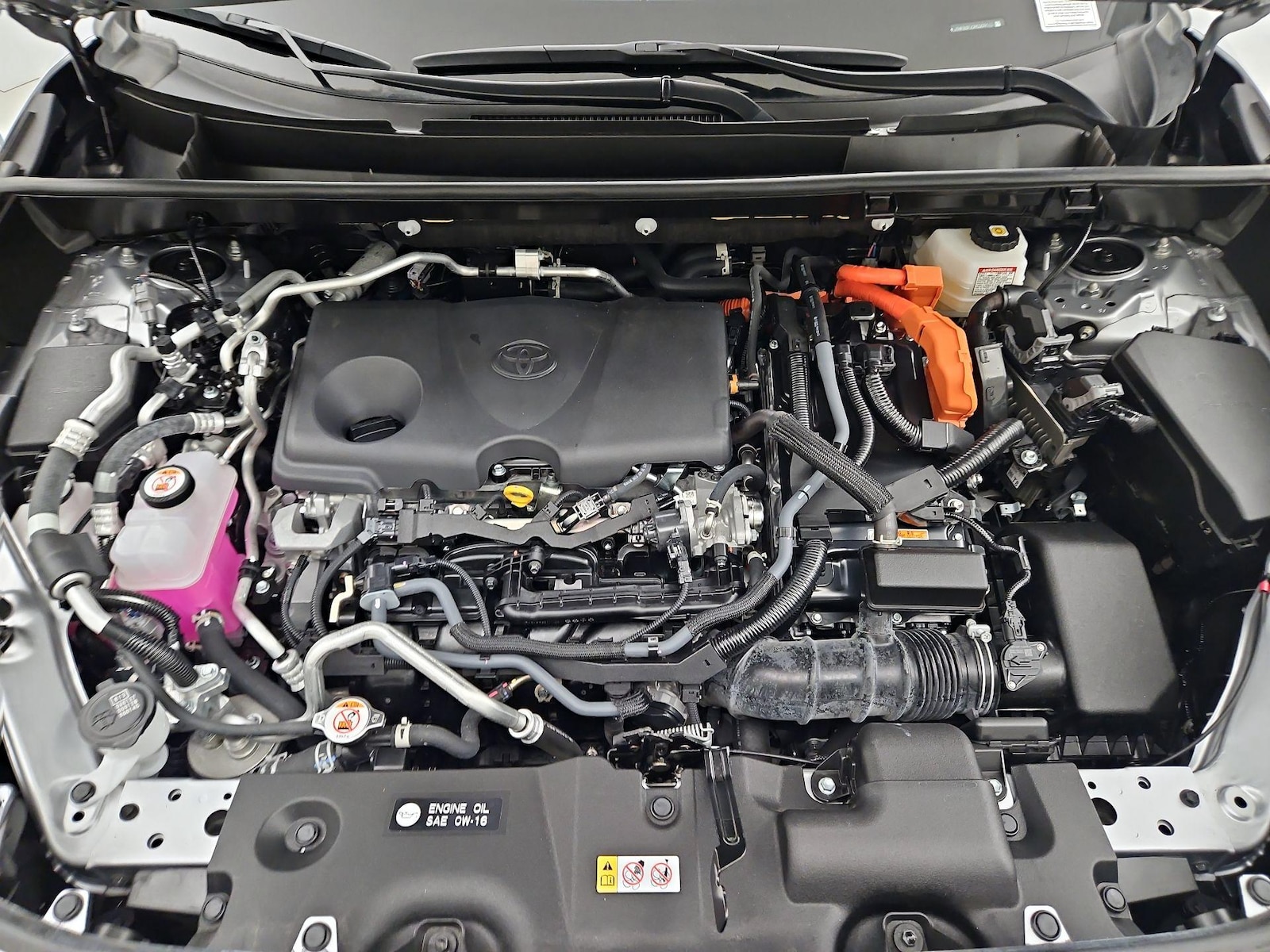 2024 Toyota RAV4 XSE - Photo 23