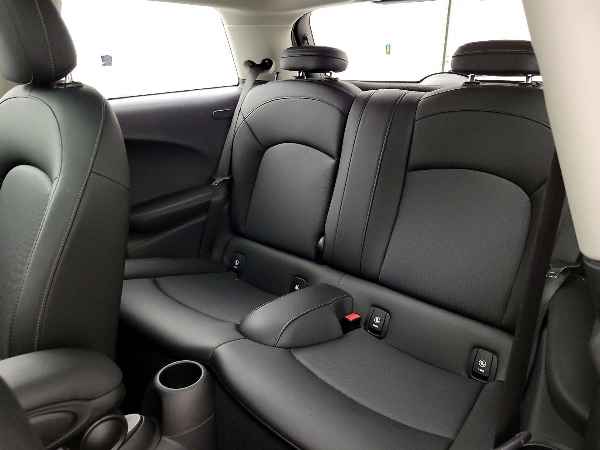 Thumbnail: 2019 MINI Cooper Hardtop - 20