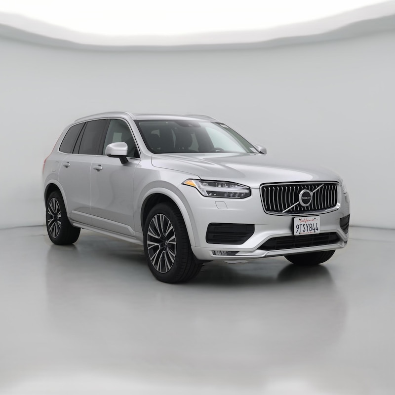 2022 Volvo XC90 T6 Momentum