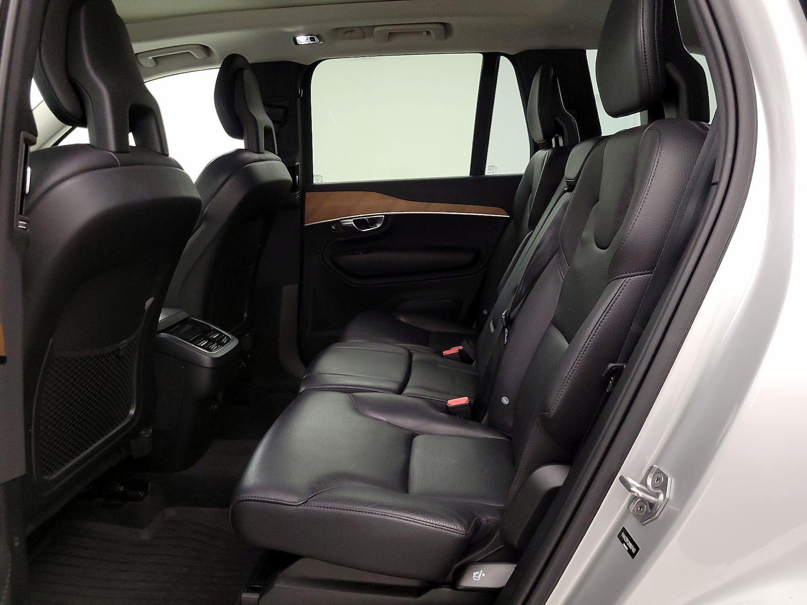 2022 Volvo XC90 Momentum - Photo 22