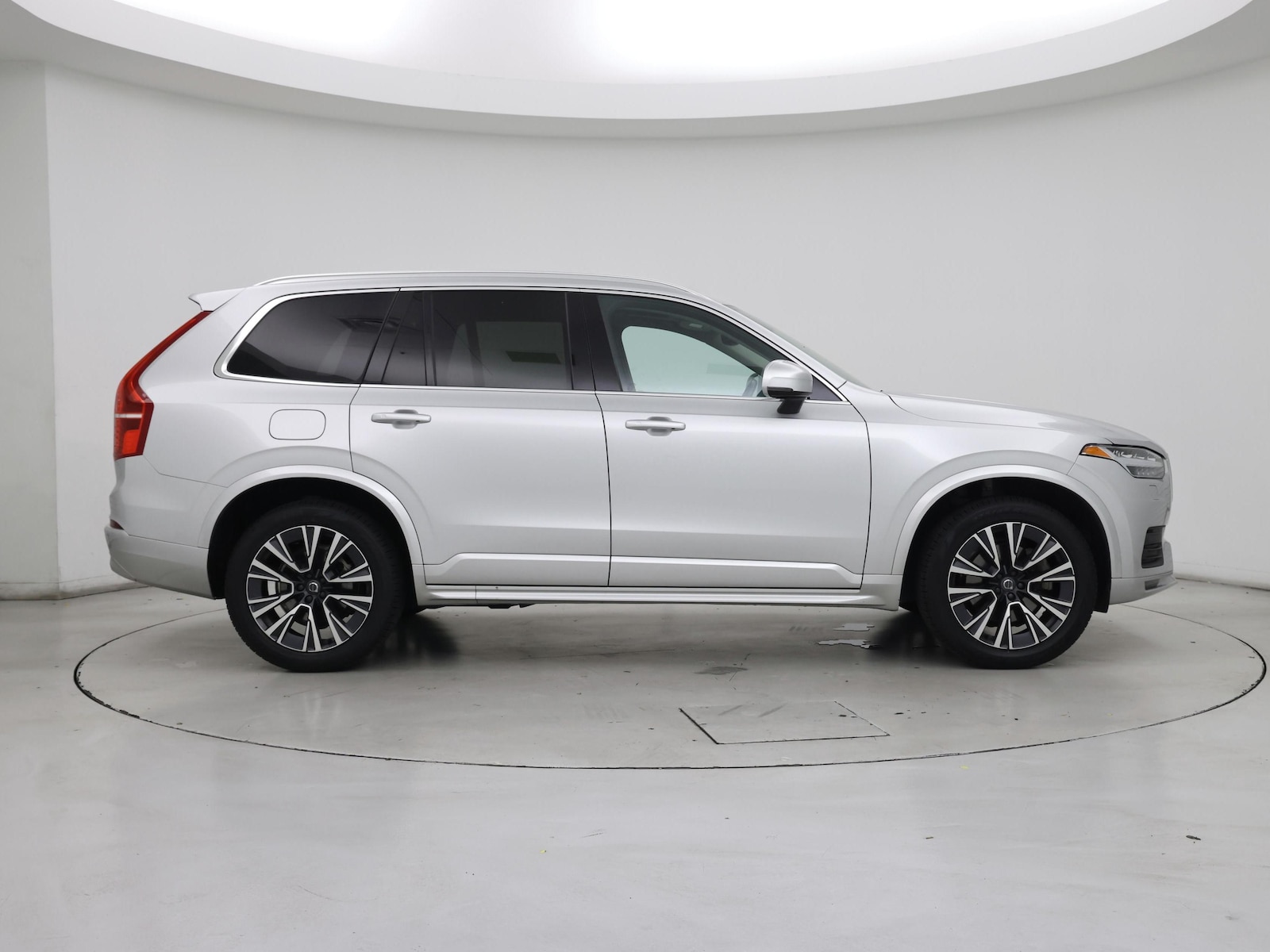 2022 Volvo XC90 Momentum - Photo 8
