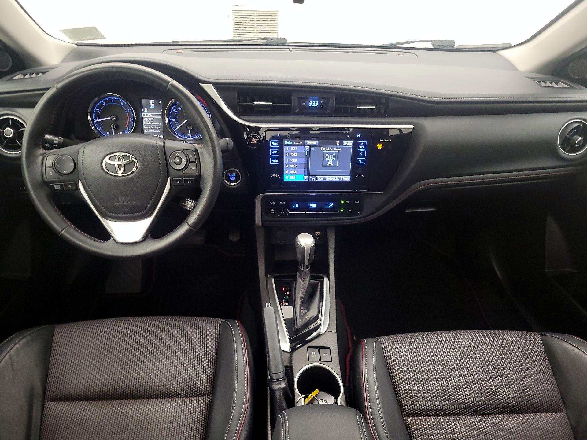 Thumbnail: 2017 Toyota Corolla - 9