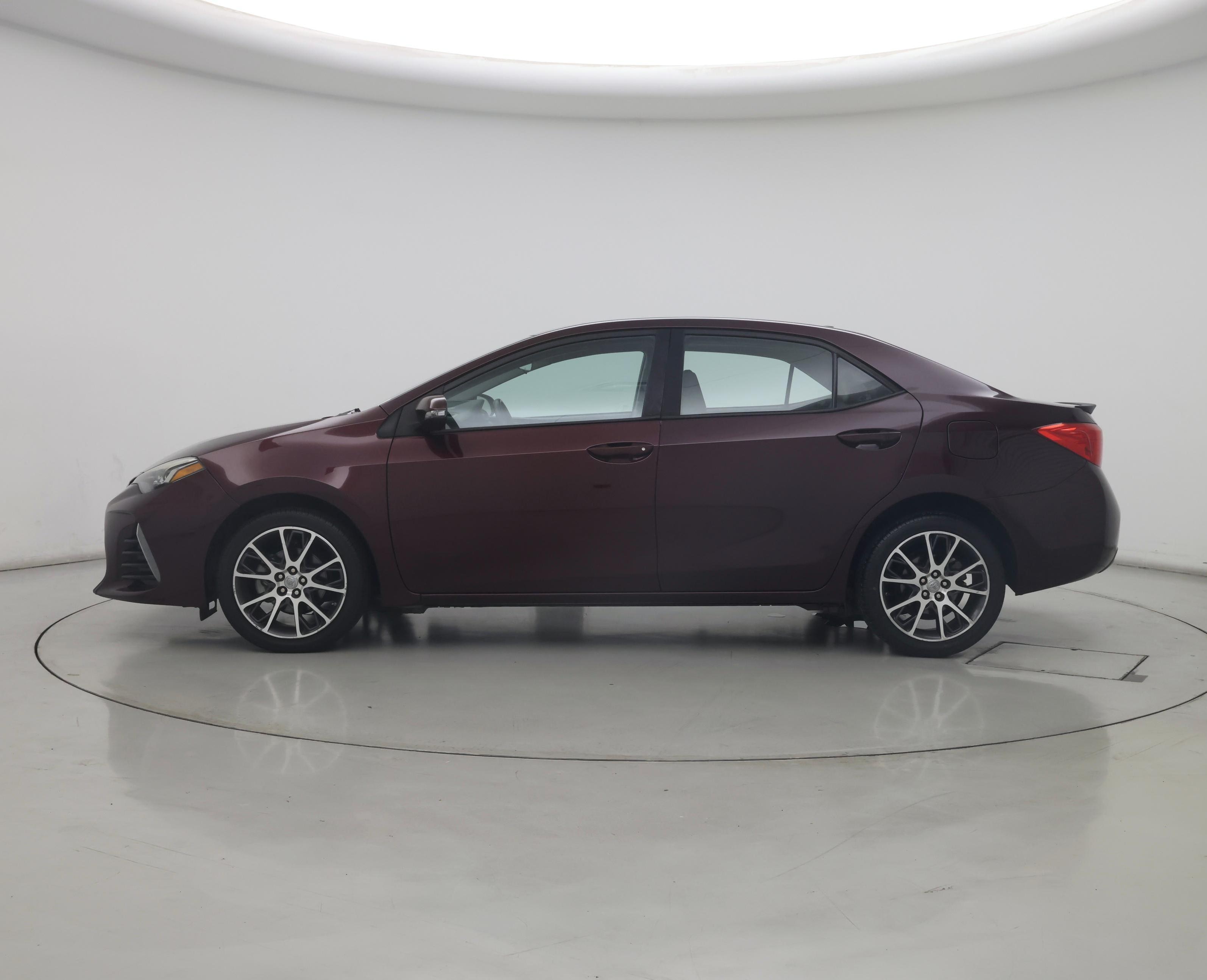 Thumbnail: 2017 Toyota Corolla - 3