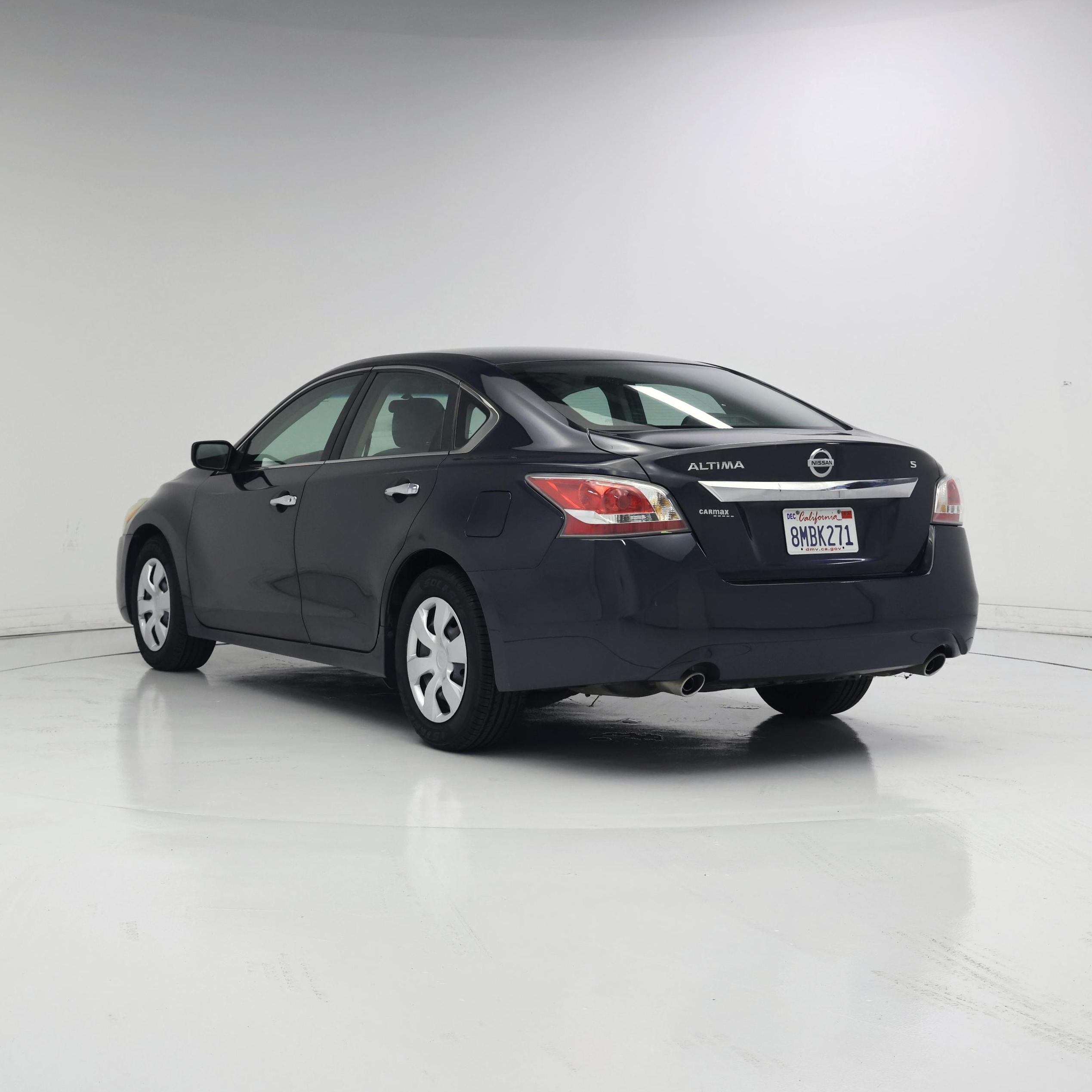 Thumbnail: 2015 Nissan Altima - 2
