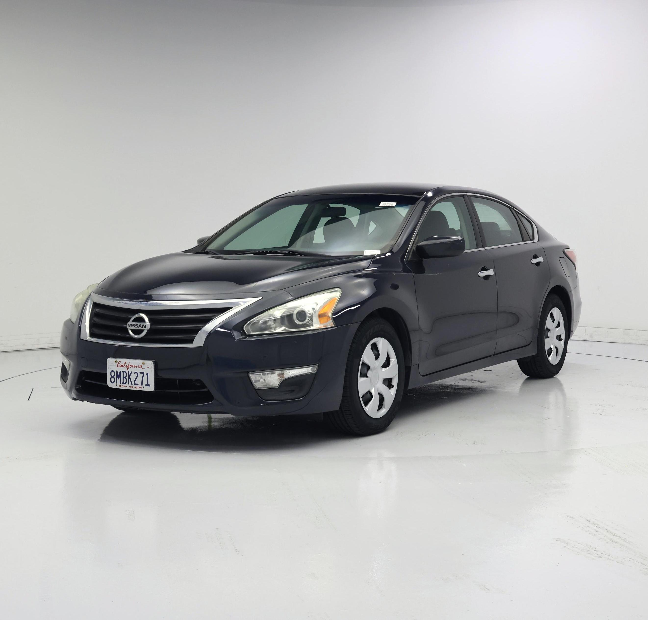 Thumbnail: 2015 Nissan Altima - 4