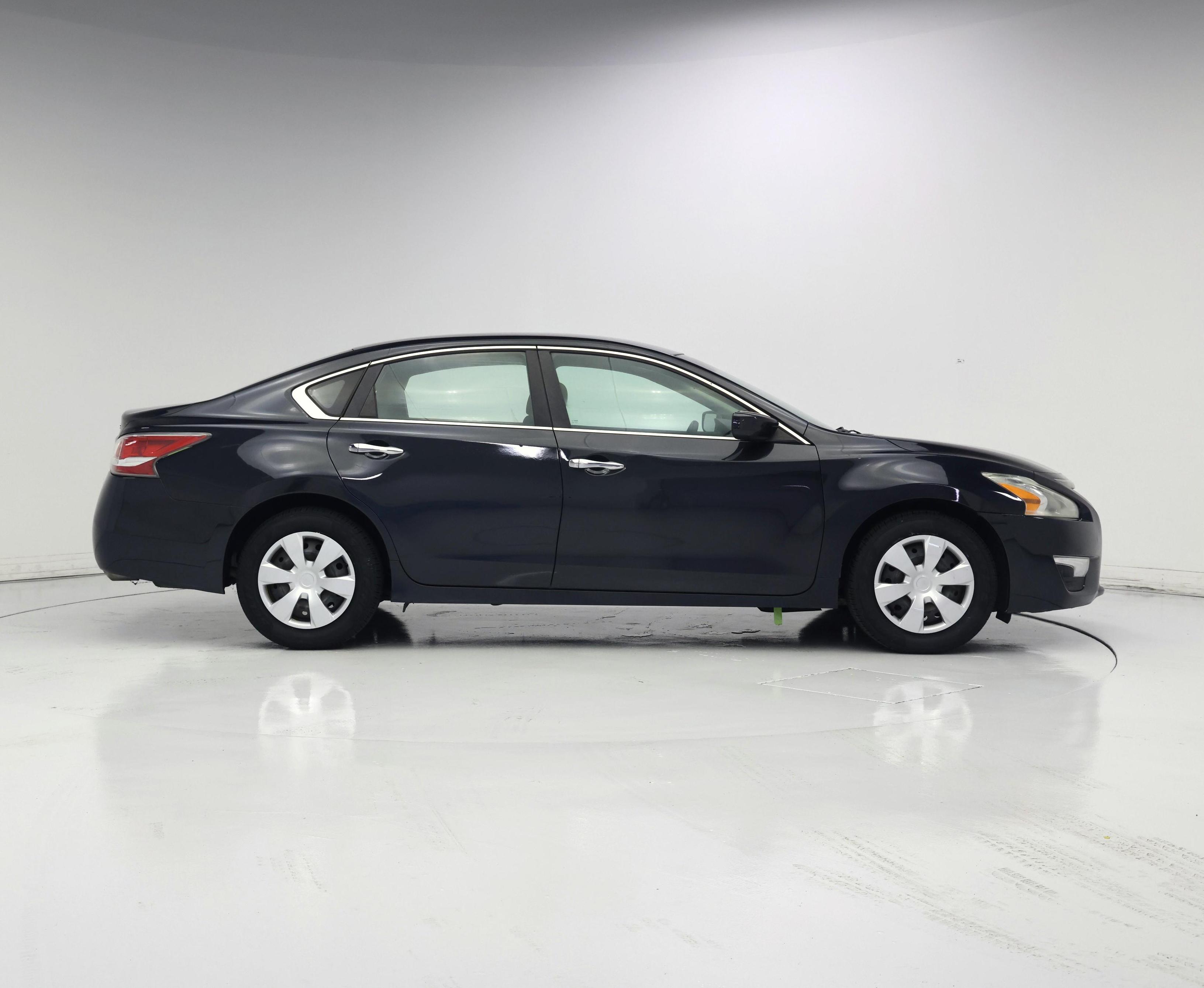 Thumbnail: 2015 Nissan Altima - 7