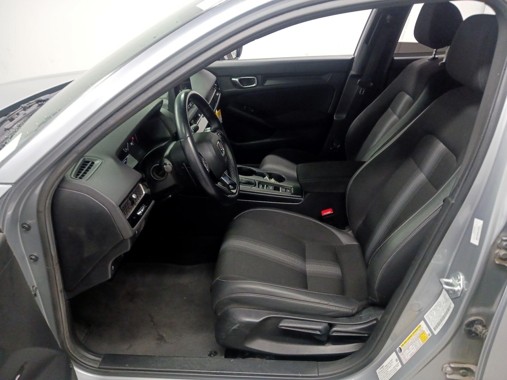 Thumbnail: 2024 Honda Civic - 16