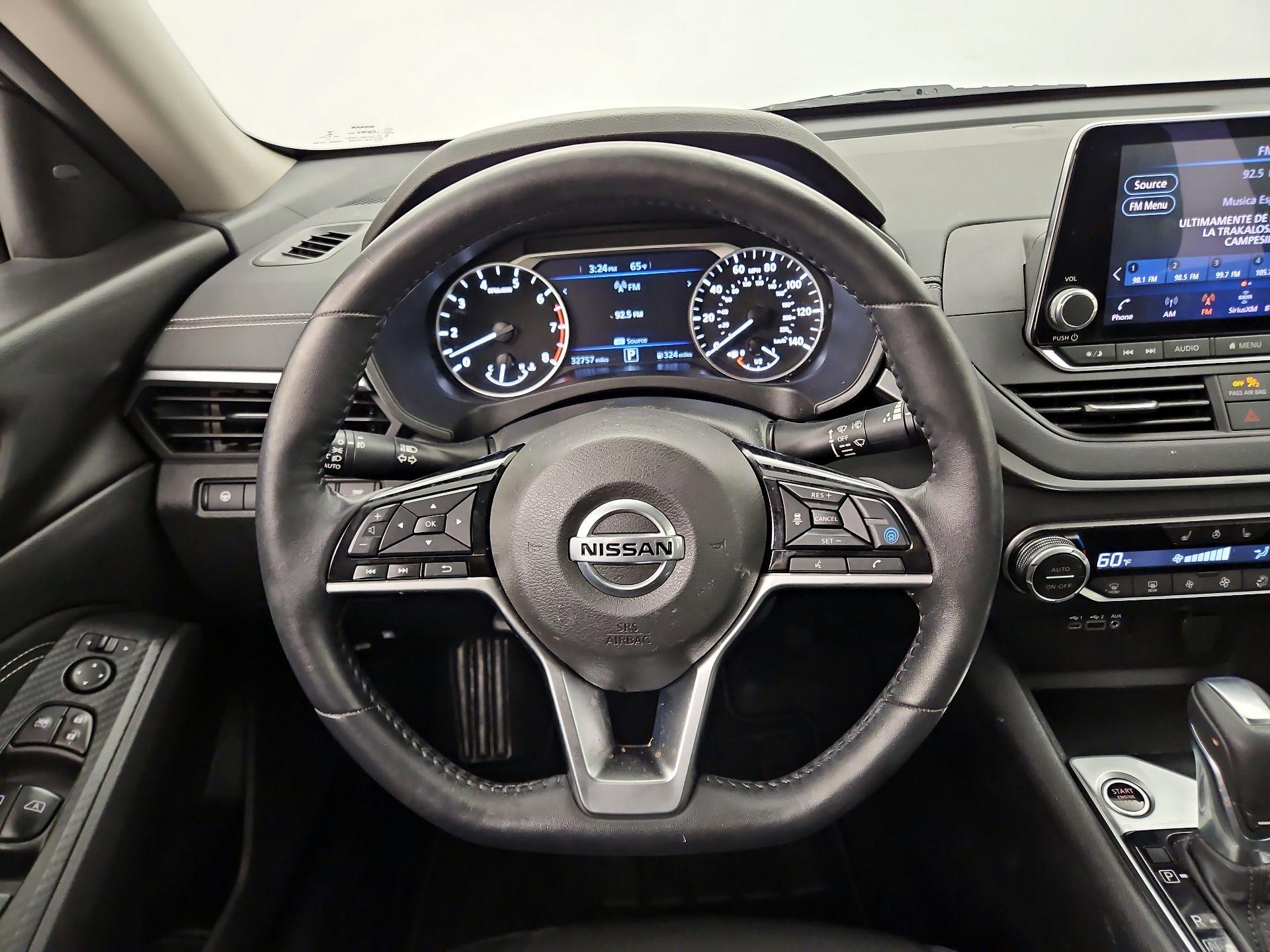 Thumbnail: 2019 Nissan Altima - 10