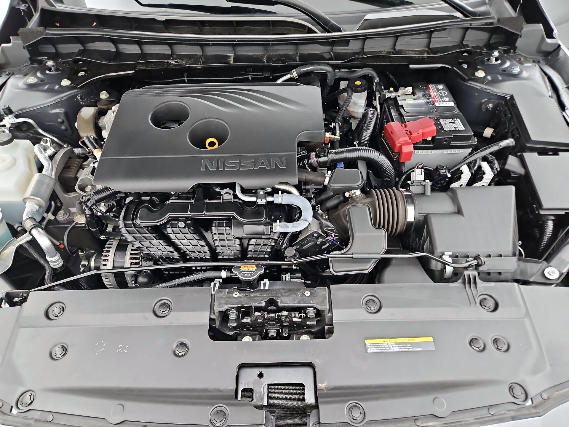 Thumbnail: 2019 Nissan Altima - 17