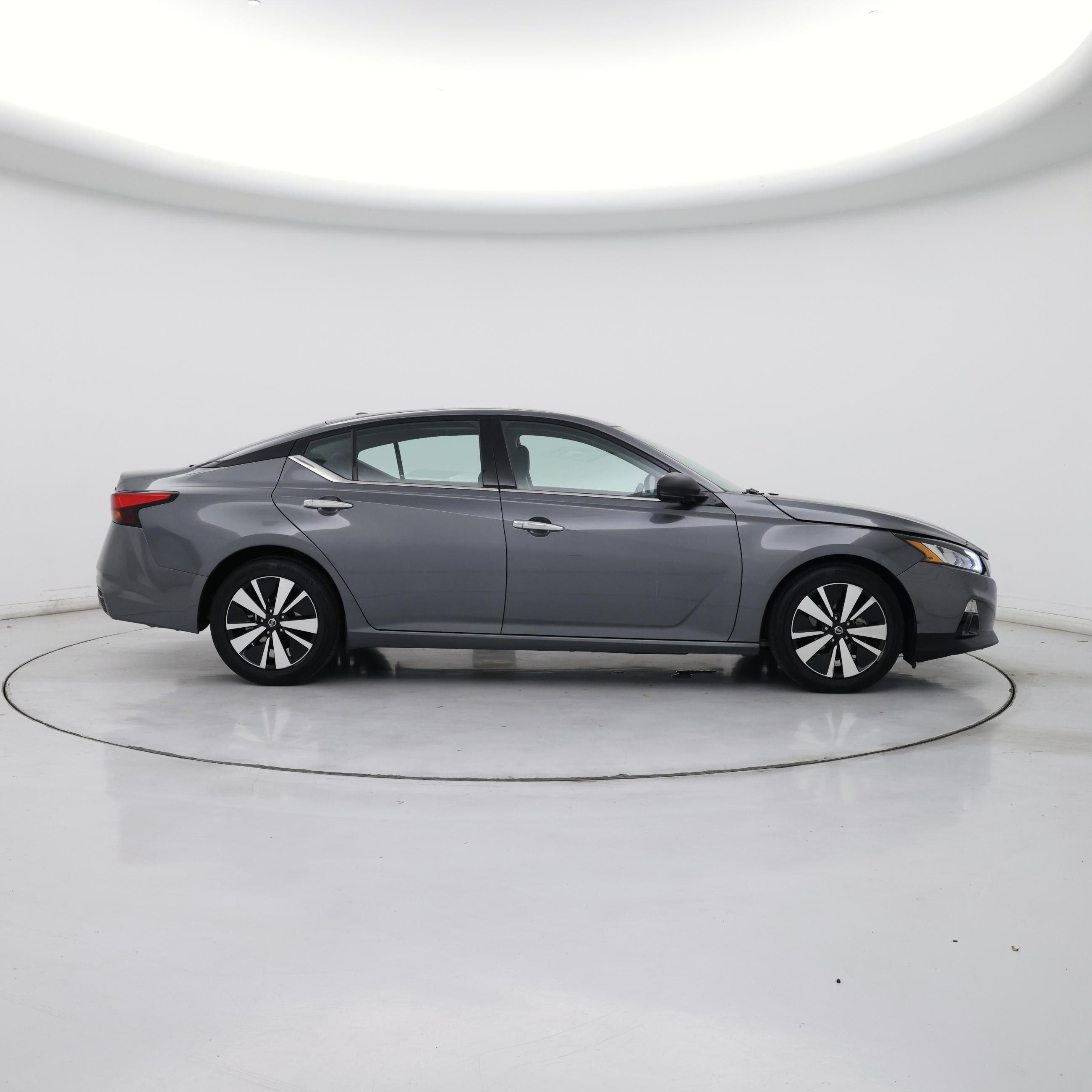 Thumbnail: 2019 Nissan Altima - 7