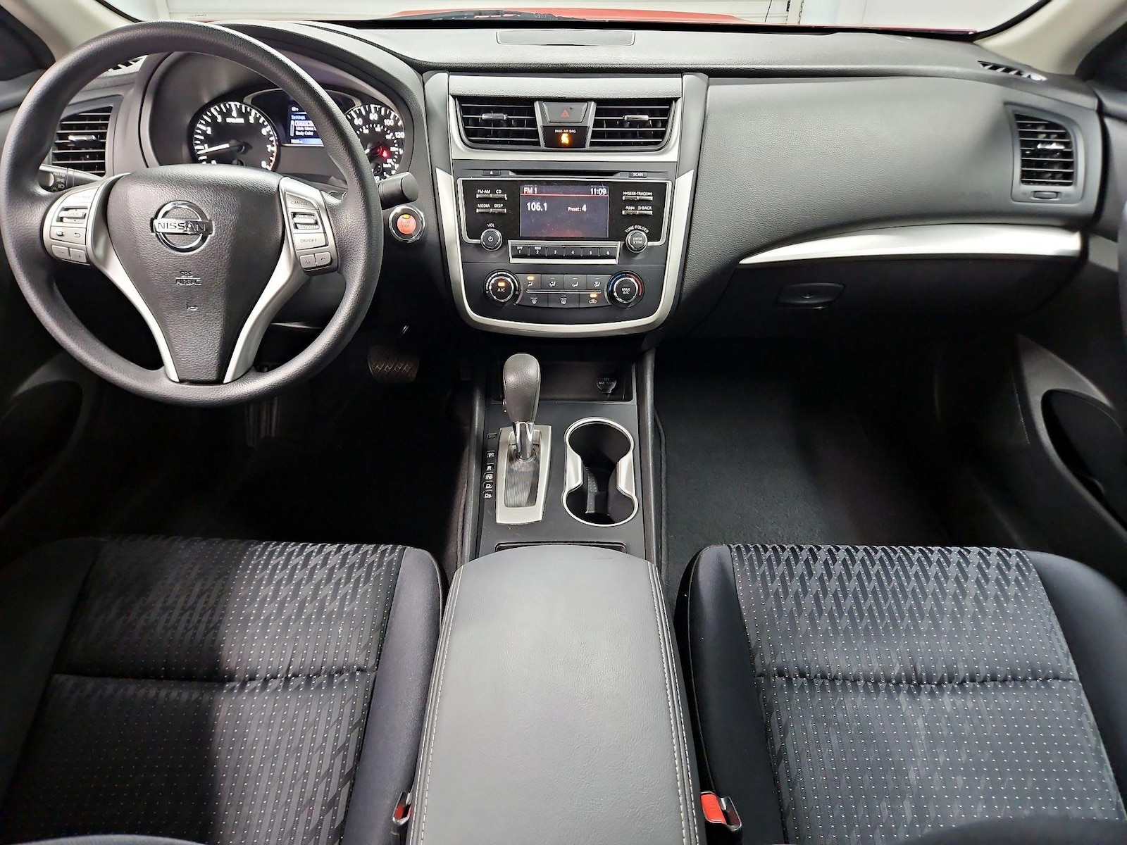 2016 Nissan Altima S - Photo 10