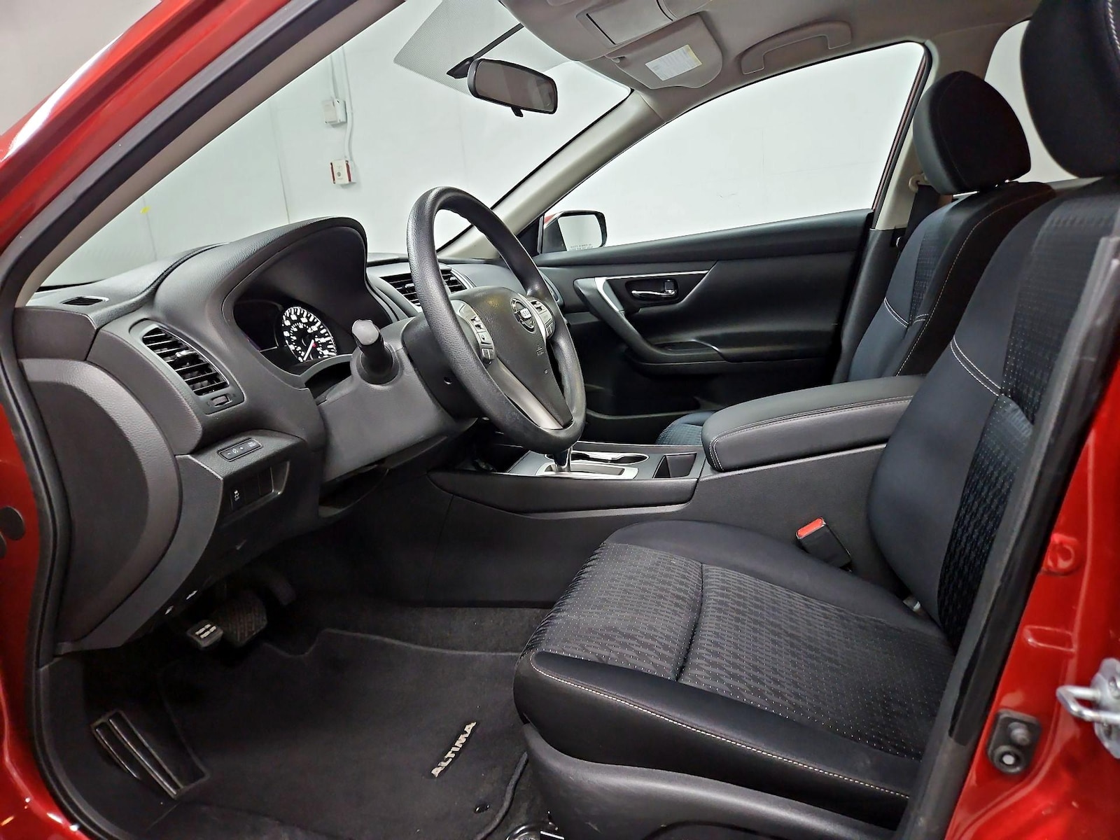 2016 Nissan Altima S - Photo 12