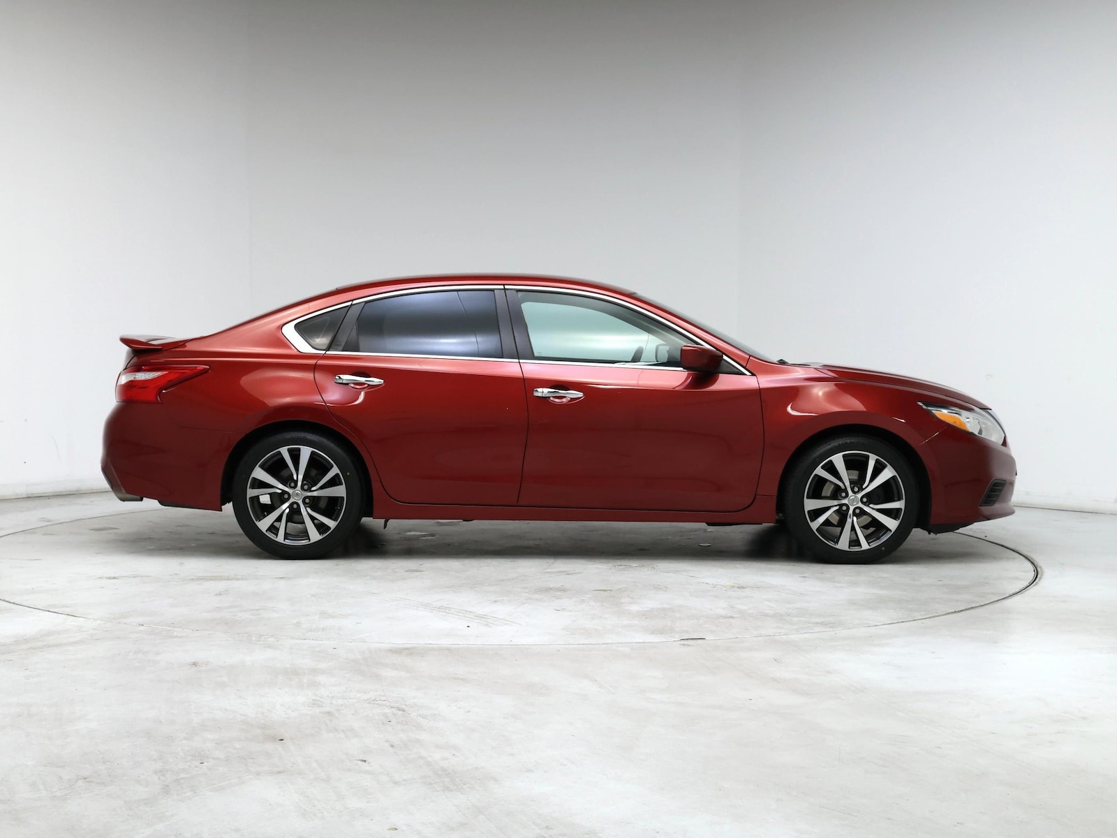 2016 Nissan Altima S - Photo 8