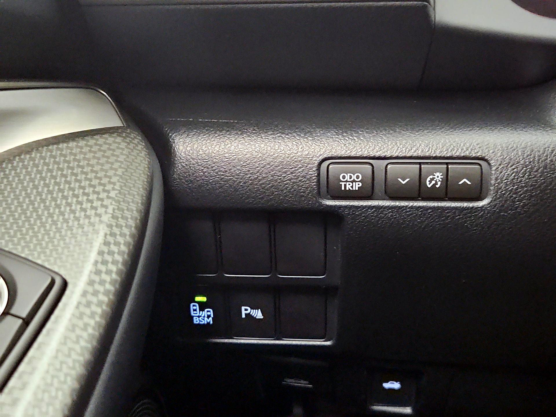 Thumbnail: 2015 Lexus RC - 13