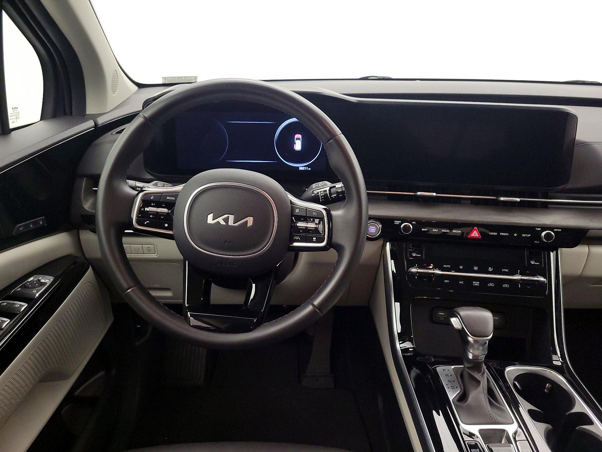 Thumbnail: 2024 Kia Carnival - 10