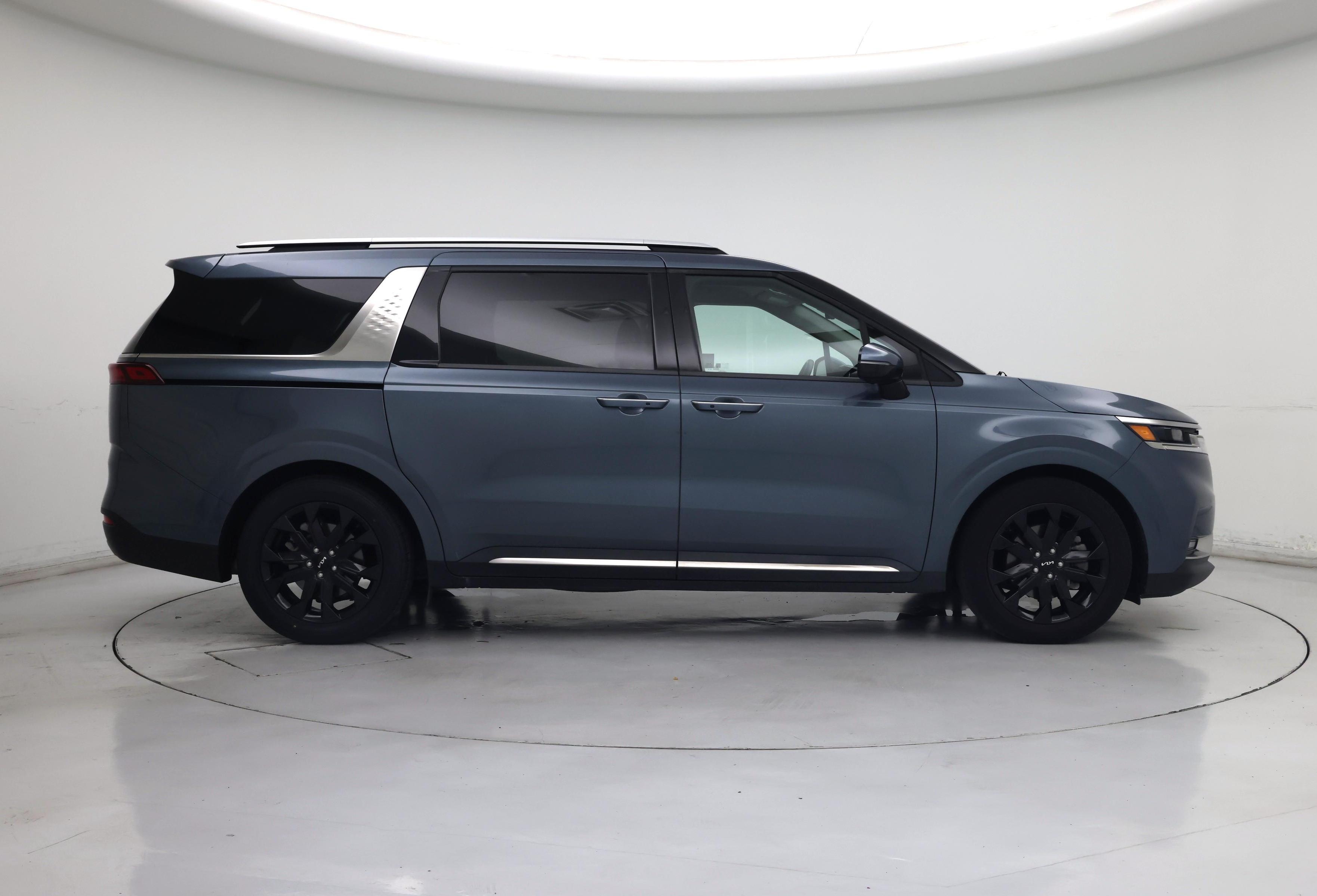 Thumbnail: 2024 Kia Carnival - 7