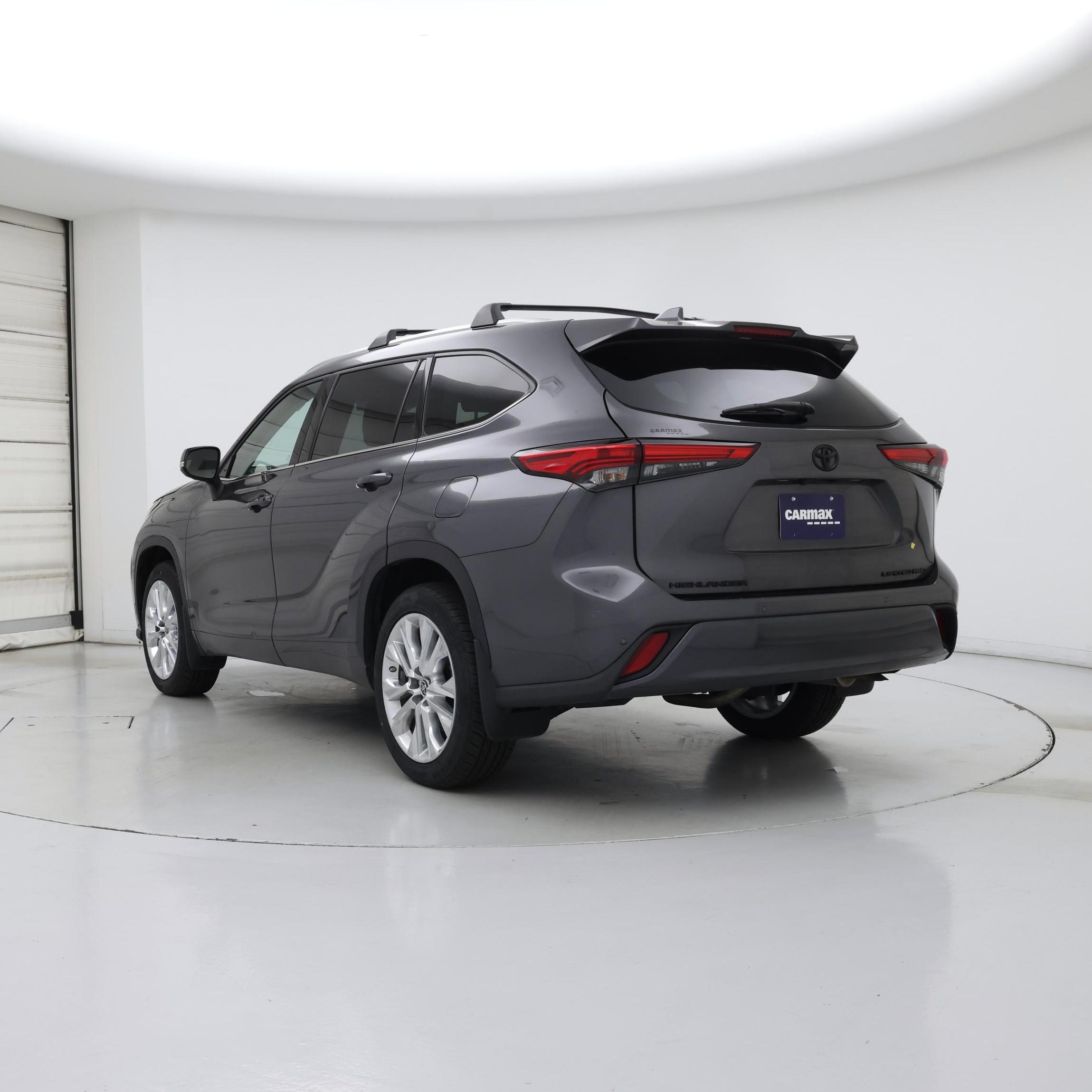 Thumbnail: 2021 Toyota Highlander - 2