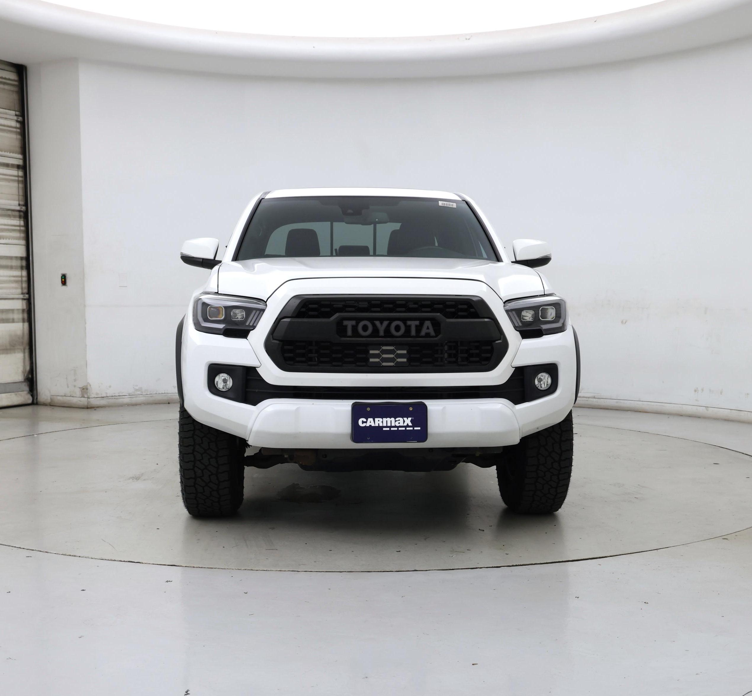 Thumbnail: 2019 Toyota Tacoma - 5