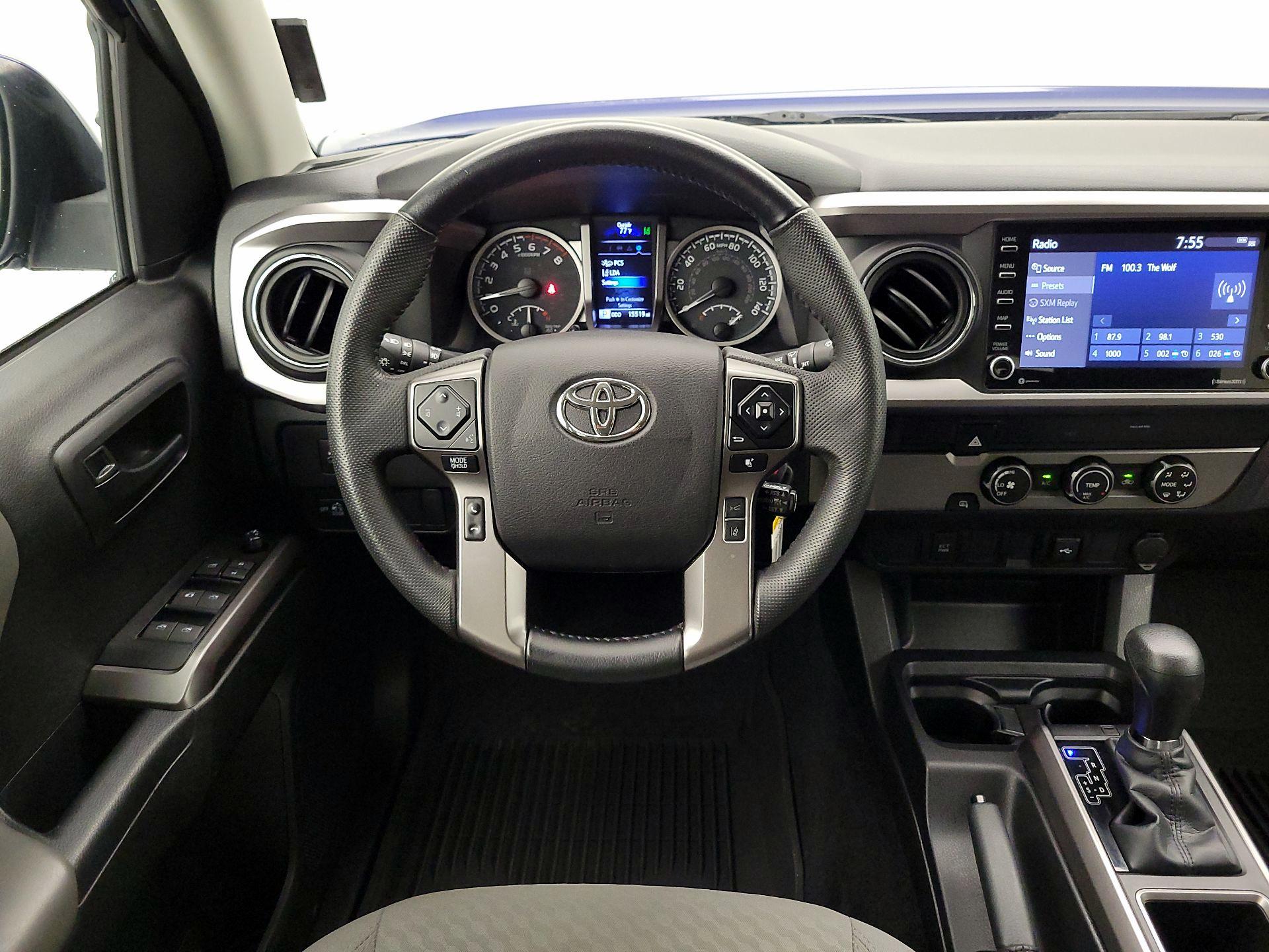 Thumbnail: 2022 Toyota Tacoma - 10