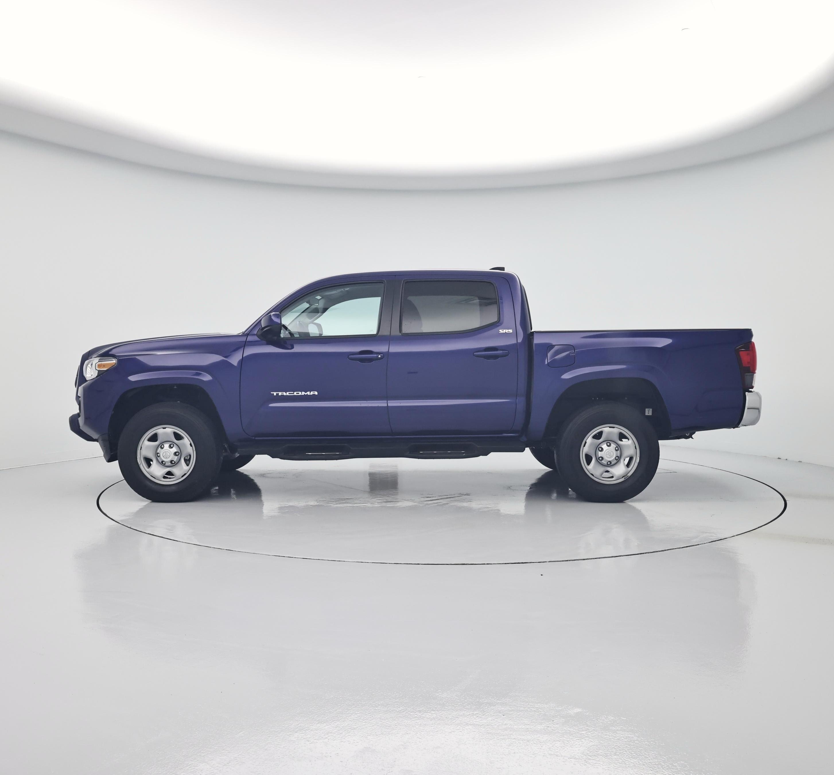 Thumbnail: 2022 Toyota Tacoma - 3