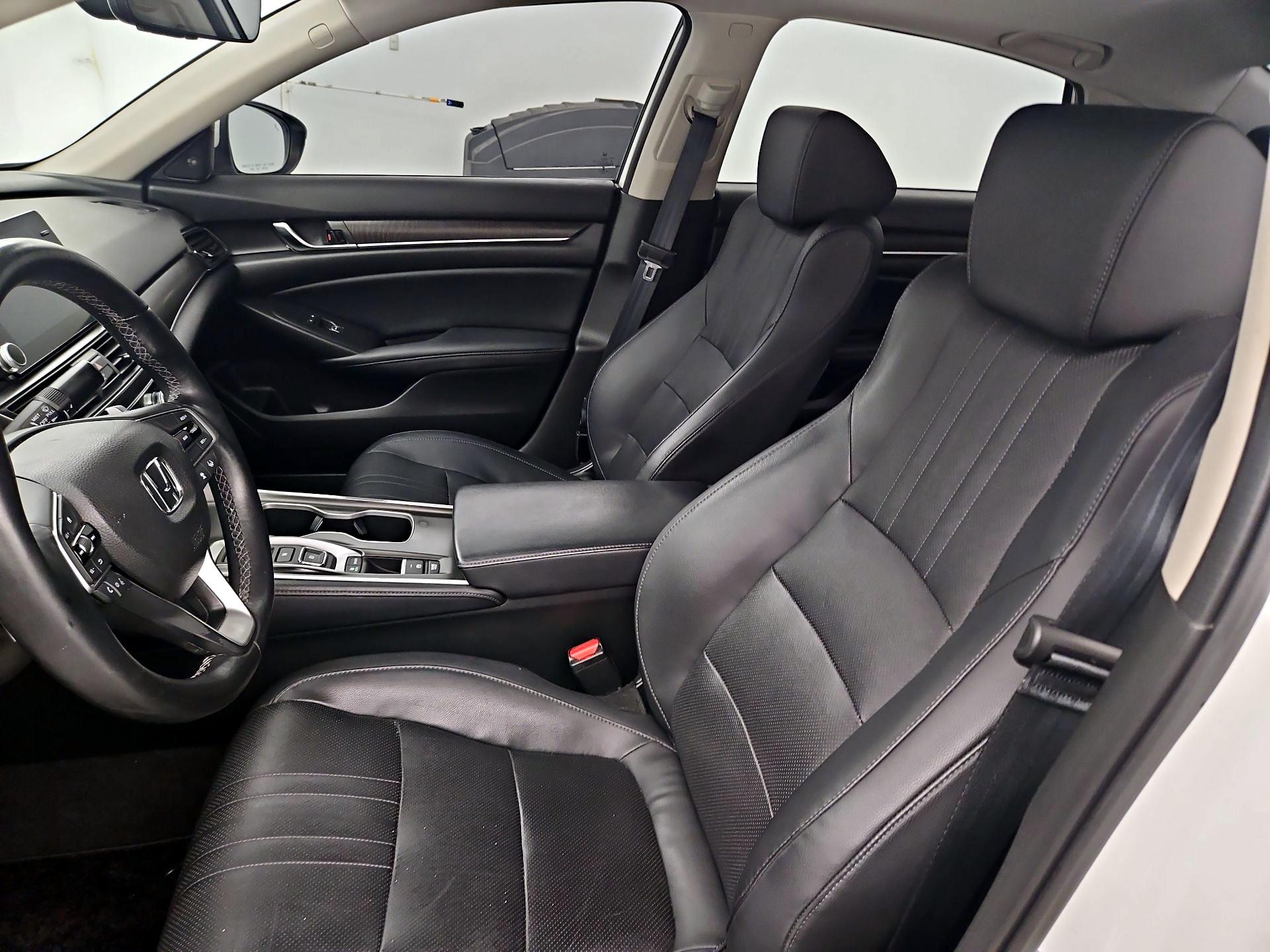 Thumbnail: 2018 Honda Accord - 11