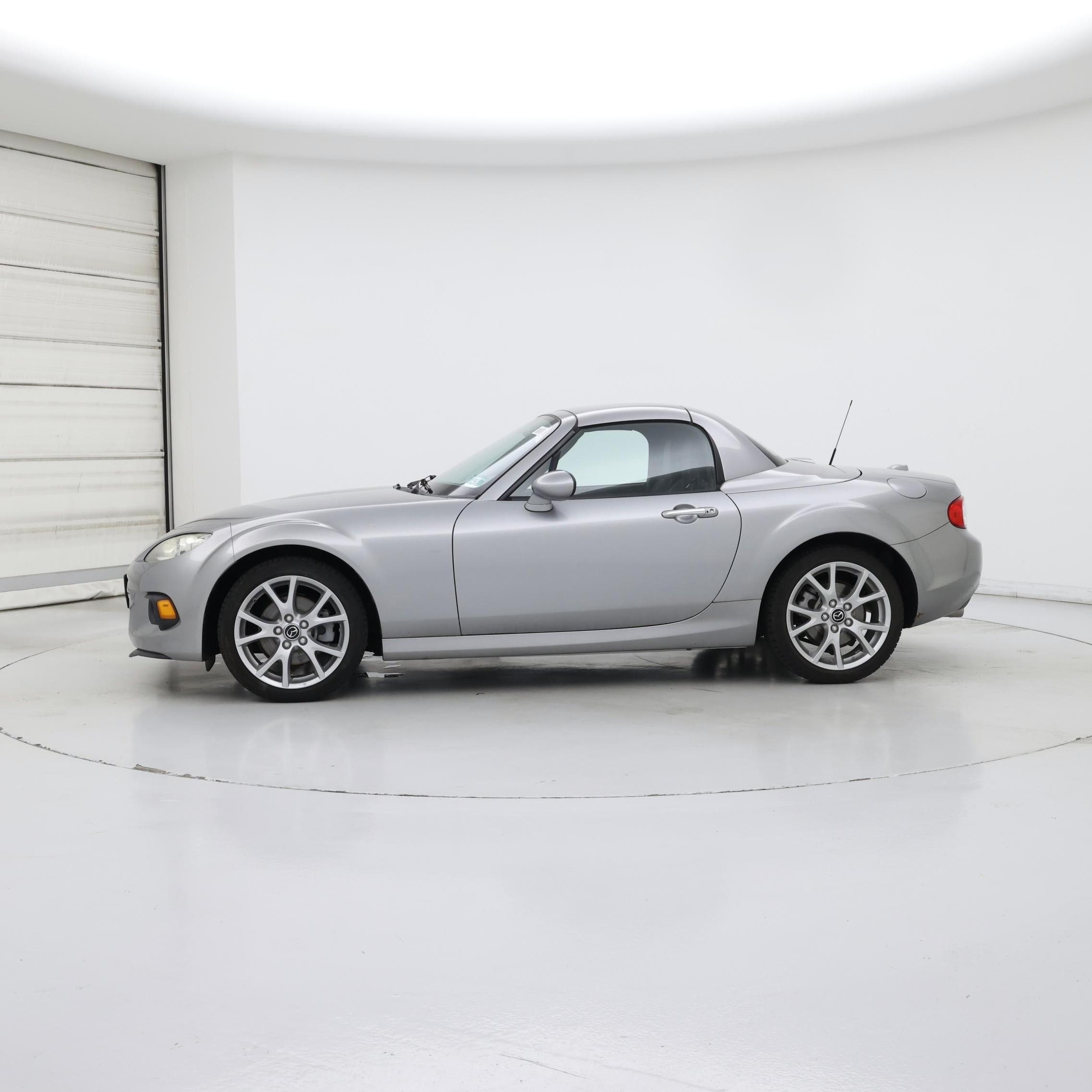 Thumbnail: 2014 Mazda MX-5 Miata - 3