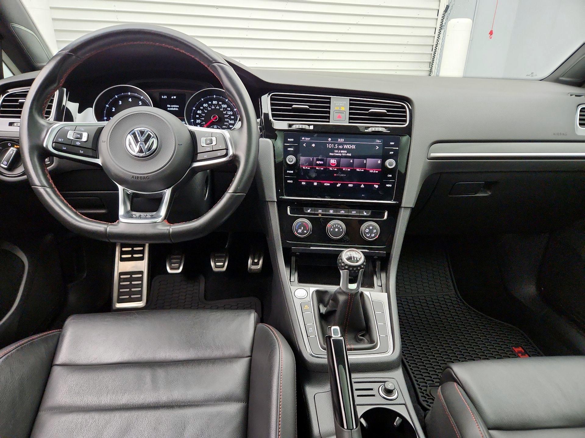 Thumbnail: 2021 Volkswagen Golf - 9