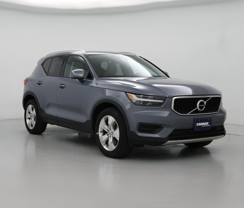 2020 Volvo XC40 T5 Momentum