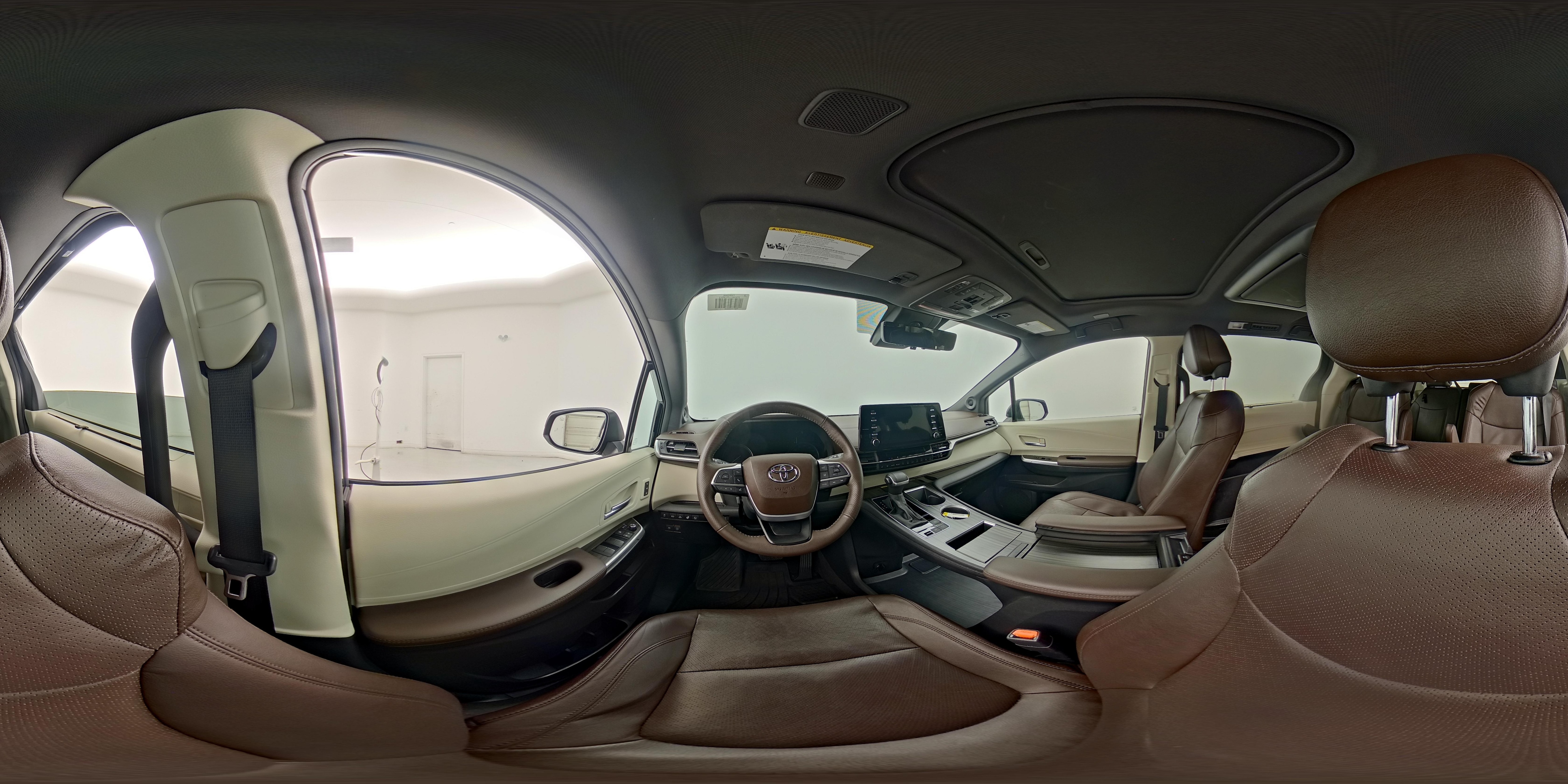 2023 Toyota Sienna Platinum - Photo 28
