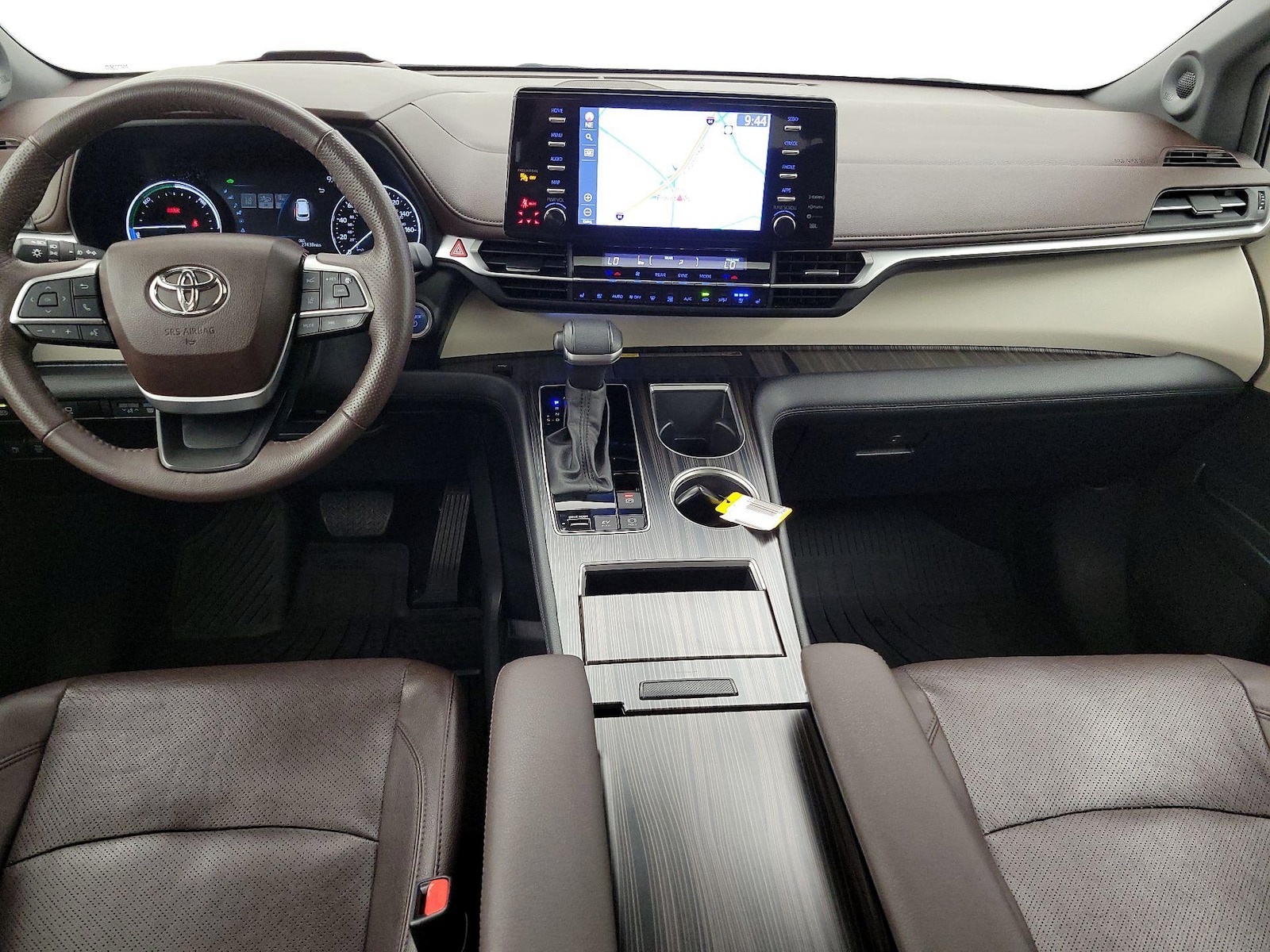 2023 Toyota Sienna Platinum - Photo 10