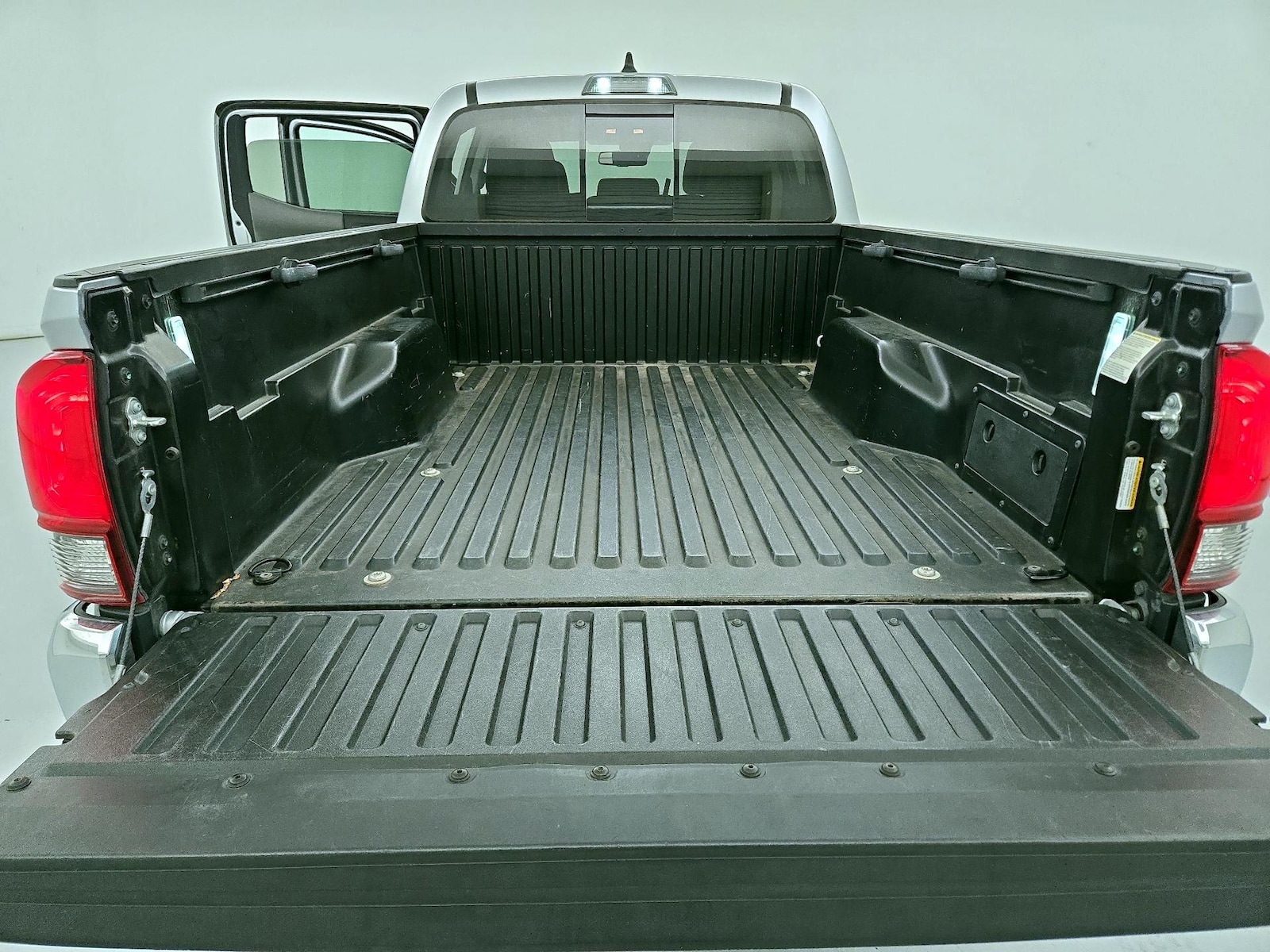 2022 Toyota Tacoma SR5 - Photo 20