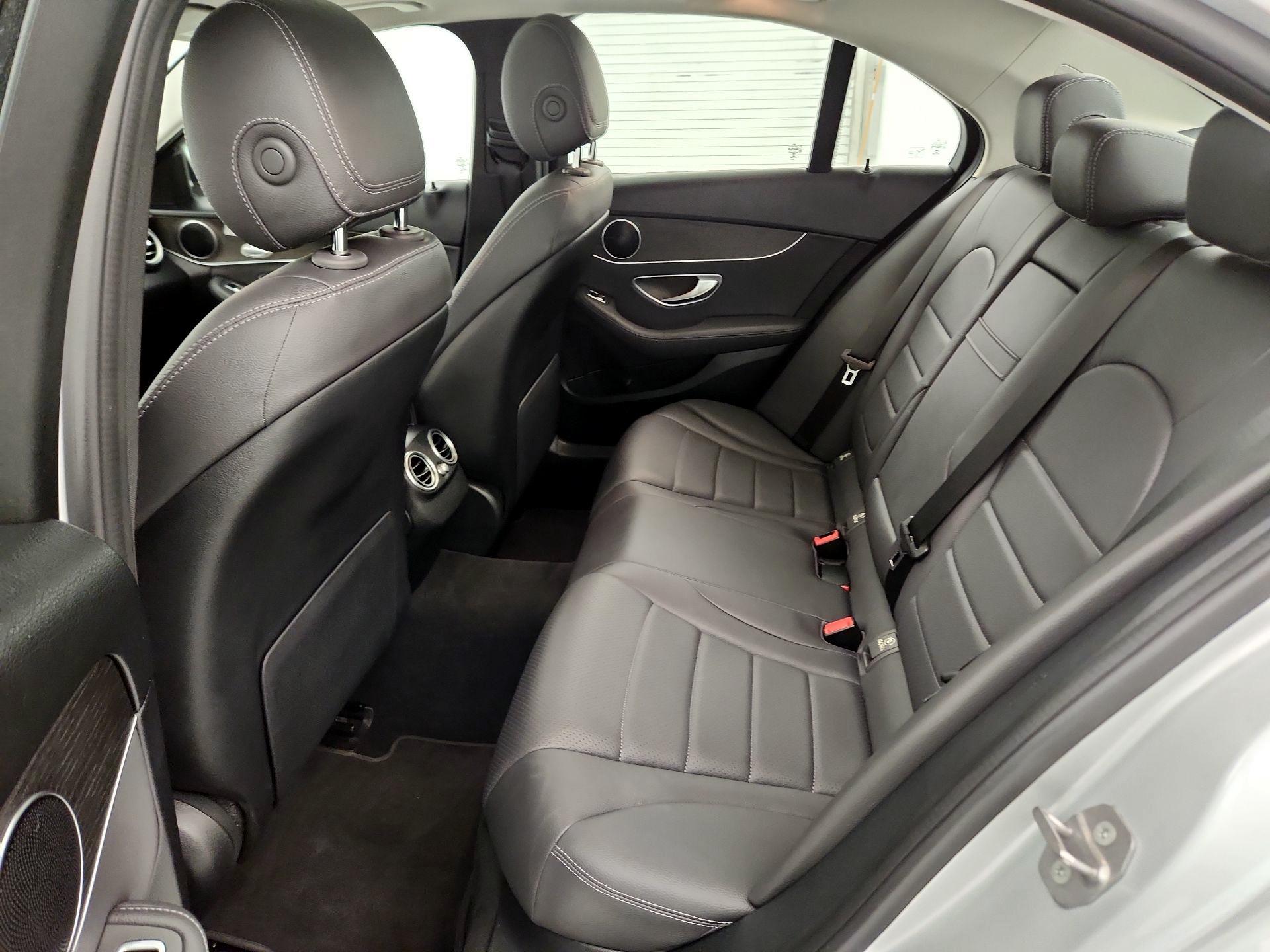 Thumbnail: 2020 Mercedes-Benz C-Class - 20