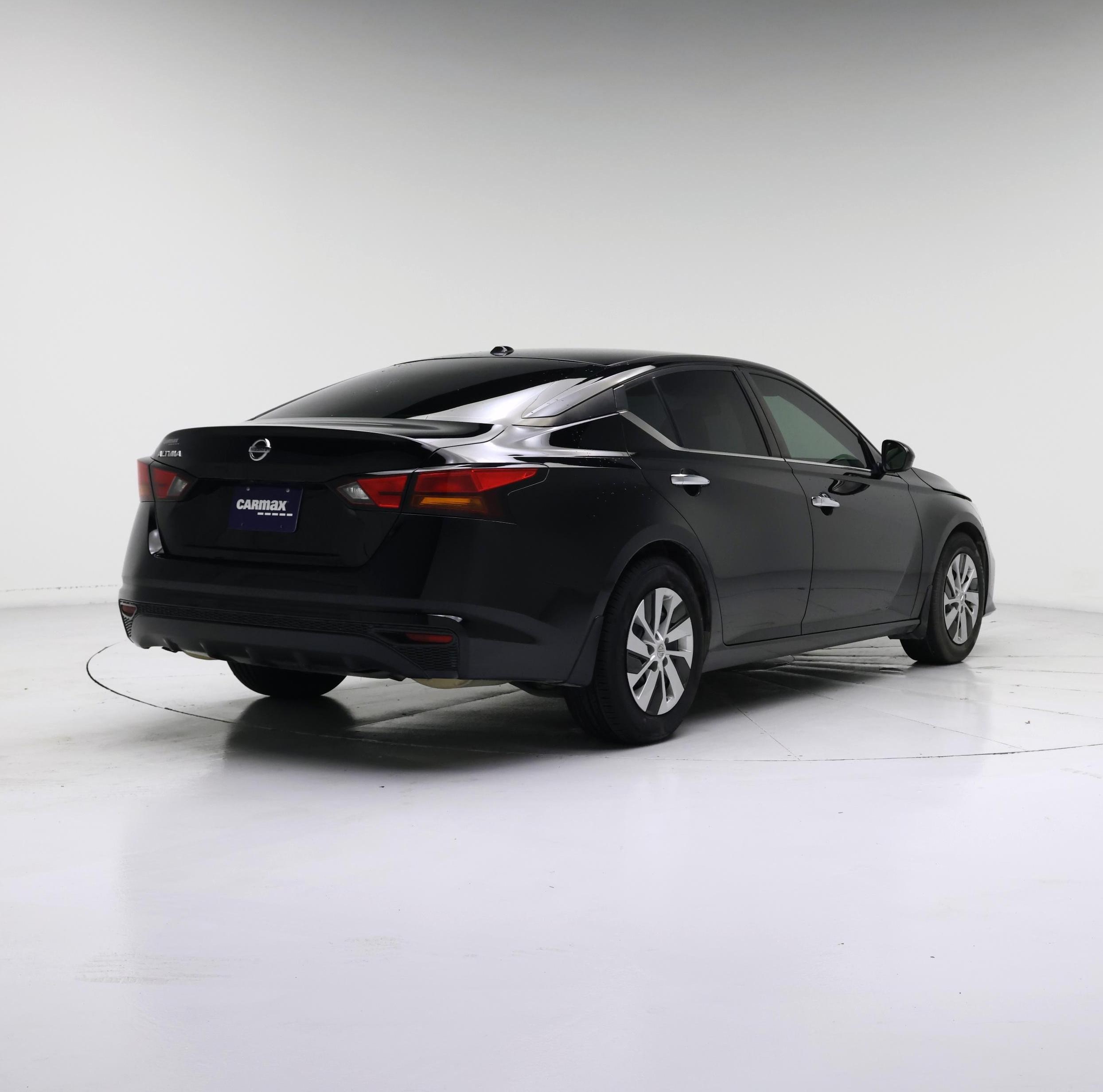 Thumbnail: 2020 Nissan Altima - 8