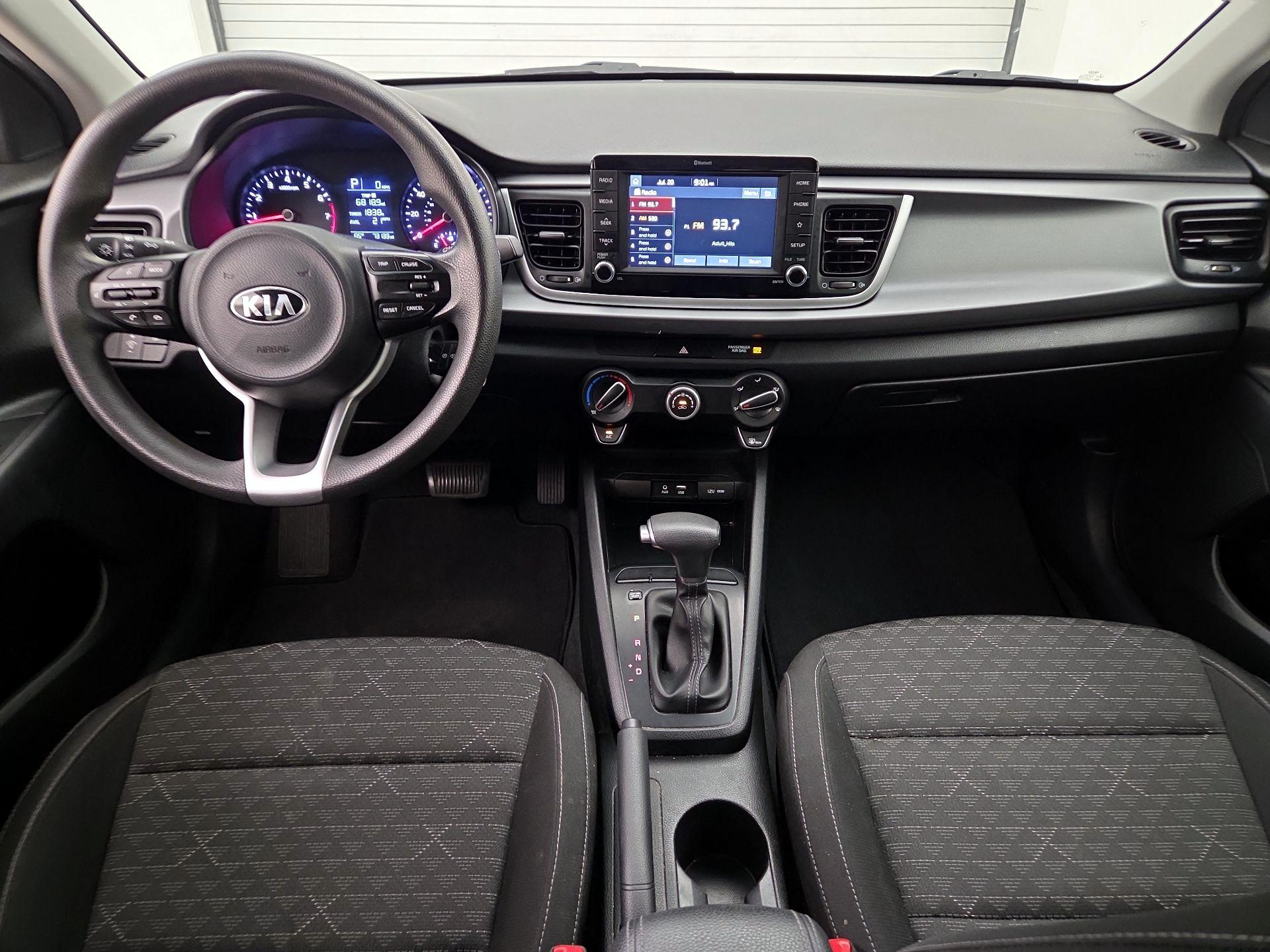 Thumbnail: 2019 Kia Rio5 - 9