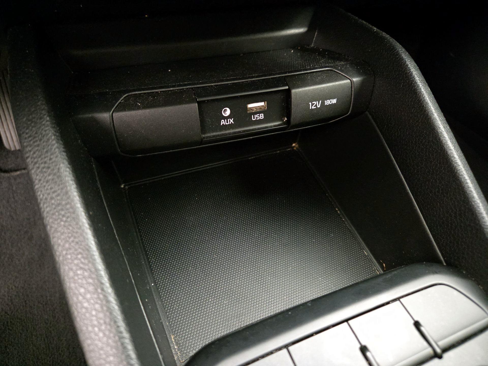 Thumbnail: 2019 Kia Rio5 - 18